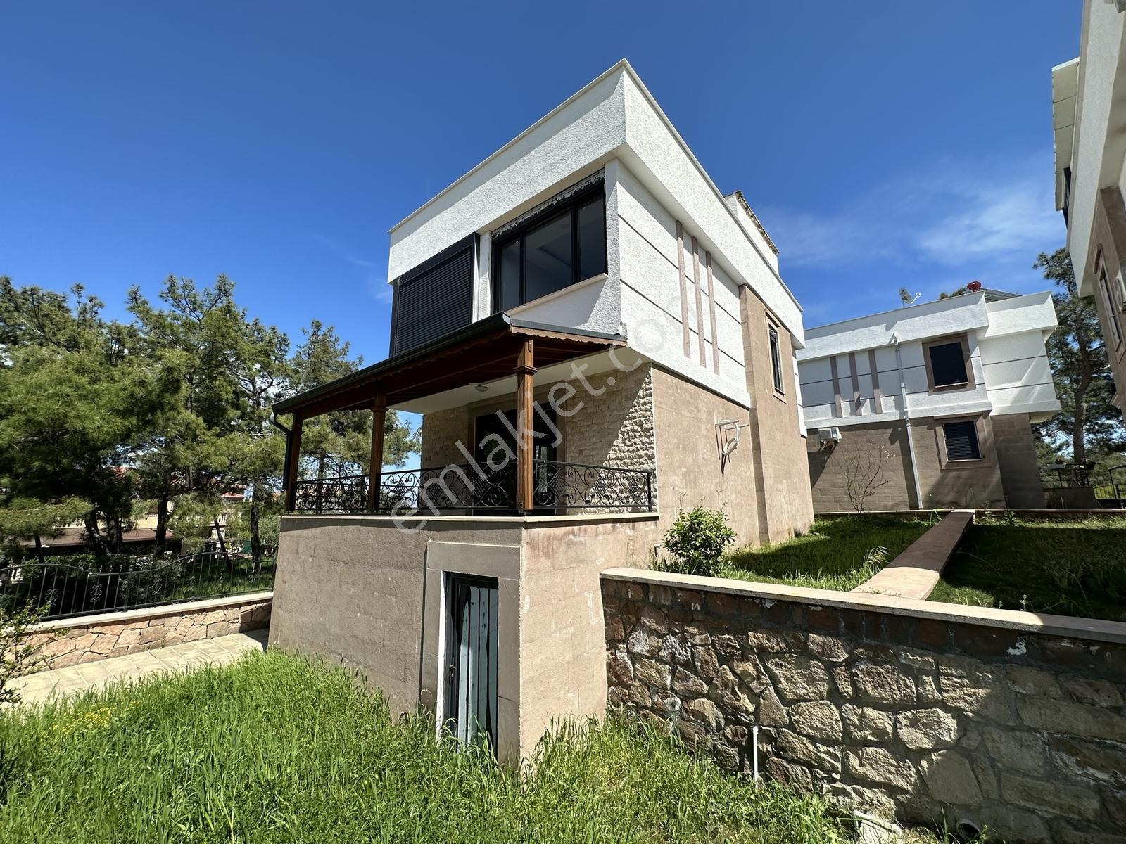 Umas Solutıondan Sahilkentte 180° Panoramik Manzaralı Villa - Görsel 36