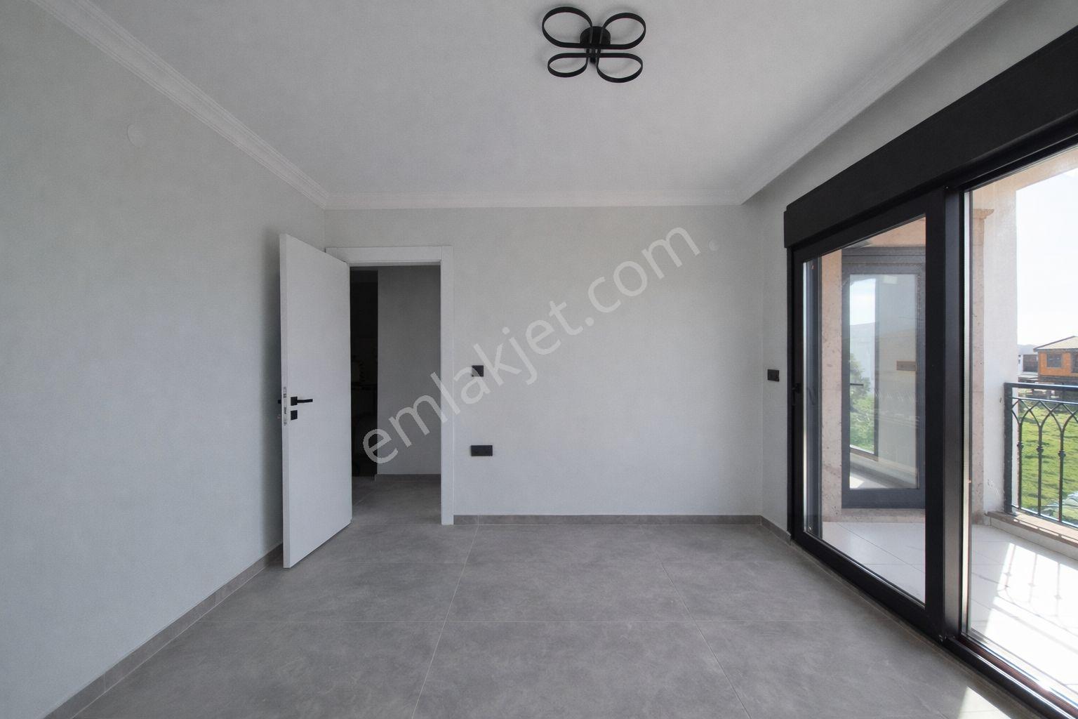 Umas Solutıon'dan Müstakil Bahçeli - Alt Katta Odalı - 4+1 Villa - Görsel 28