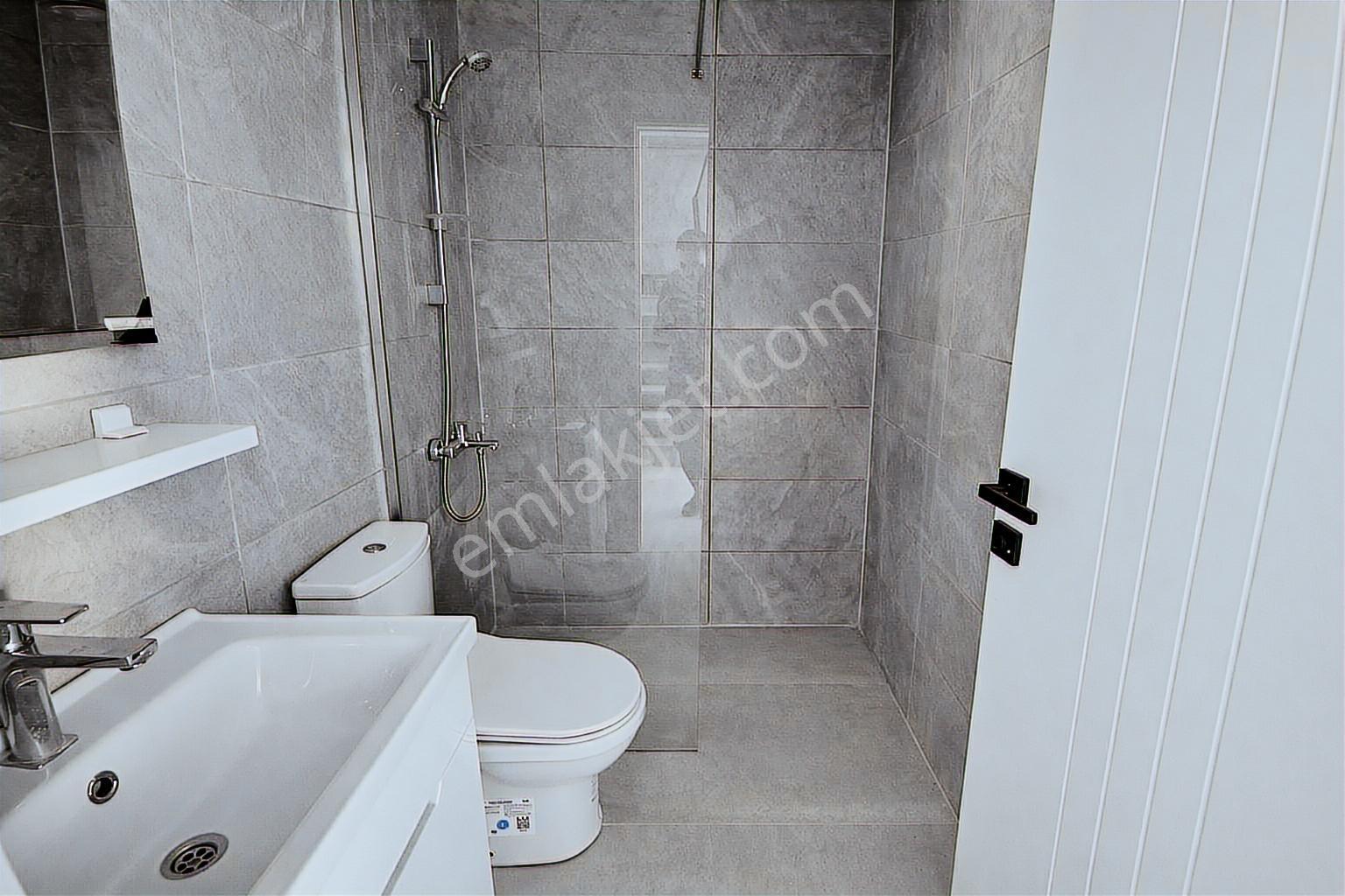 Umas Solutıon'dan Havuzlu Sitede - Modern Konsept - 2+1 Villa - Görsel 10