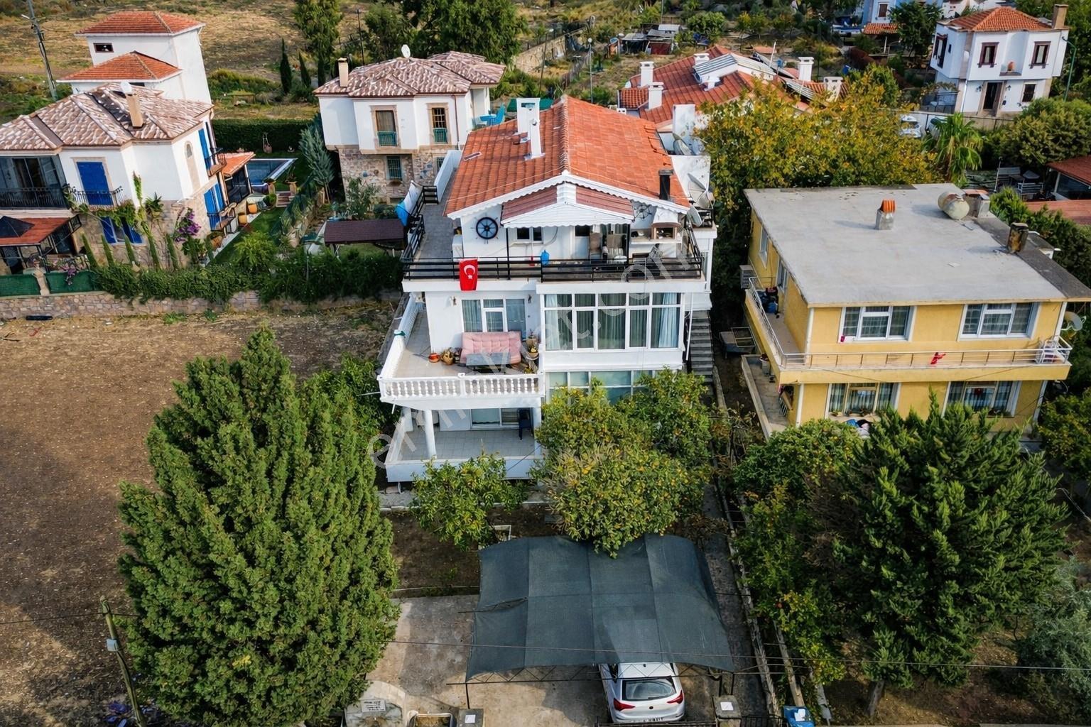 Umas Solutıon'dan Cunda'da Yola Cepheli Komple Bina - Görsel 3