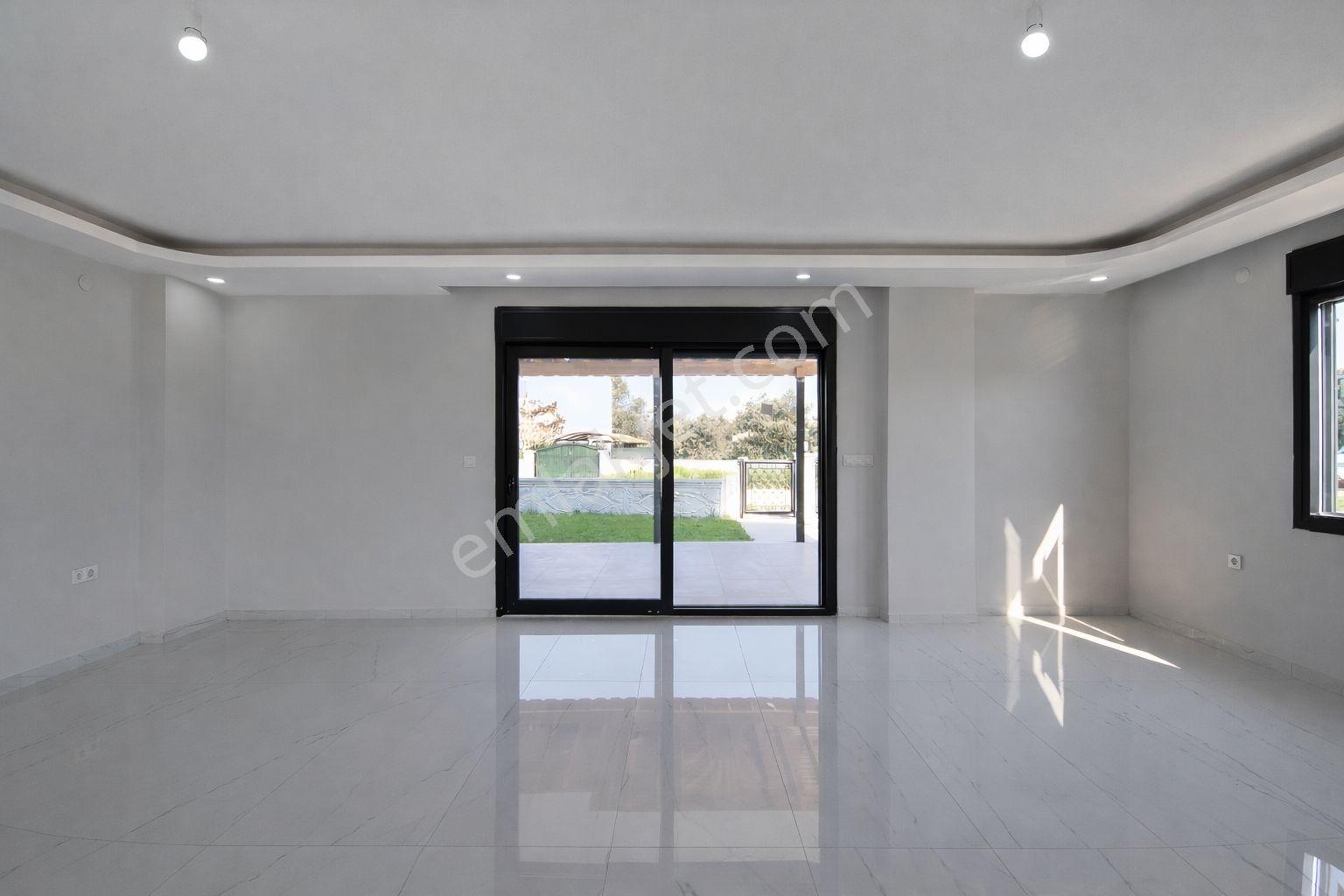 Umas Solutıondan Tam Müstakil - Geniş Ferah Kullanım - 3+1 Villa - Görsel 2