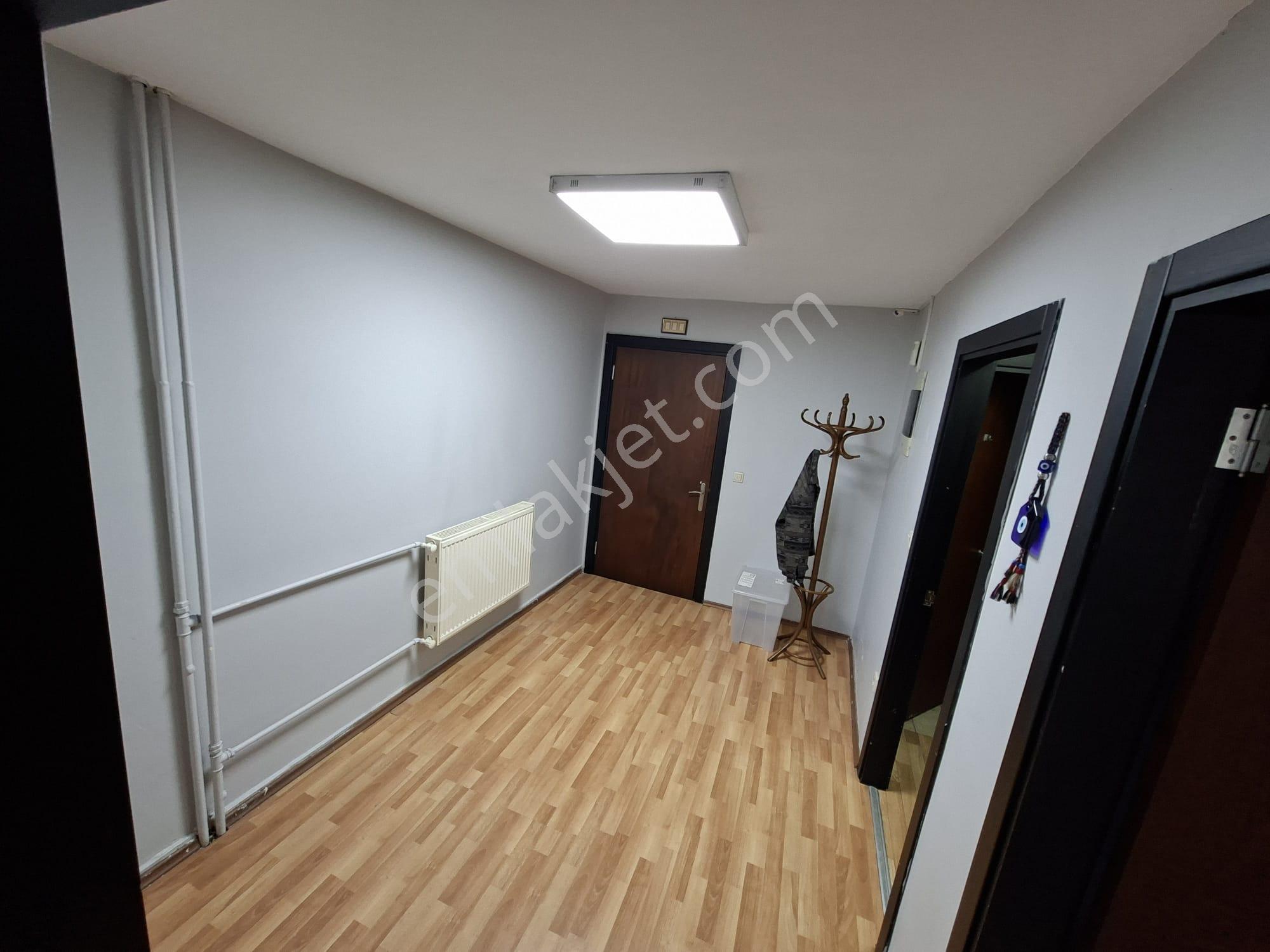 Fomara Caddesinde Medikal Park Has. Yanı Kiralık Güzel Ofis - Görsel 7