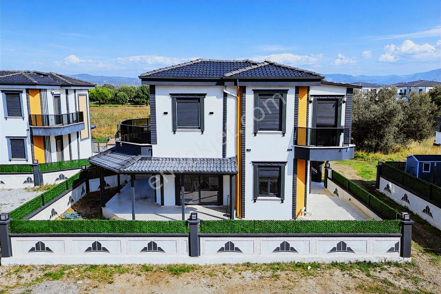 Umas Solutıon'dan Müstakil Bahçeli - 3+1 Modern Fırsat Villa - Görsel 2