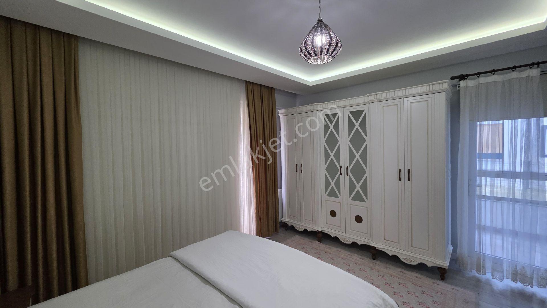 Yomra Site İçerisinde Satılık 3+1 Daire - Görsel 11