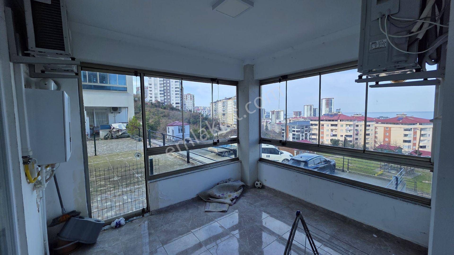 Yomra Site İçerisinde Satılık 3+1 Daire