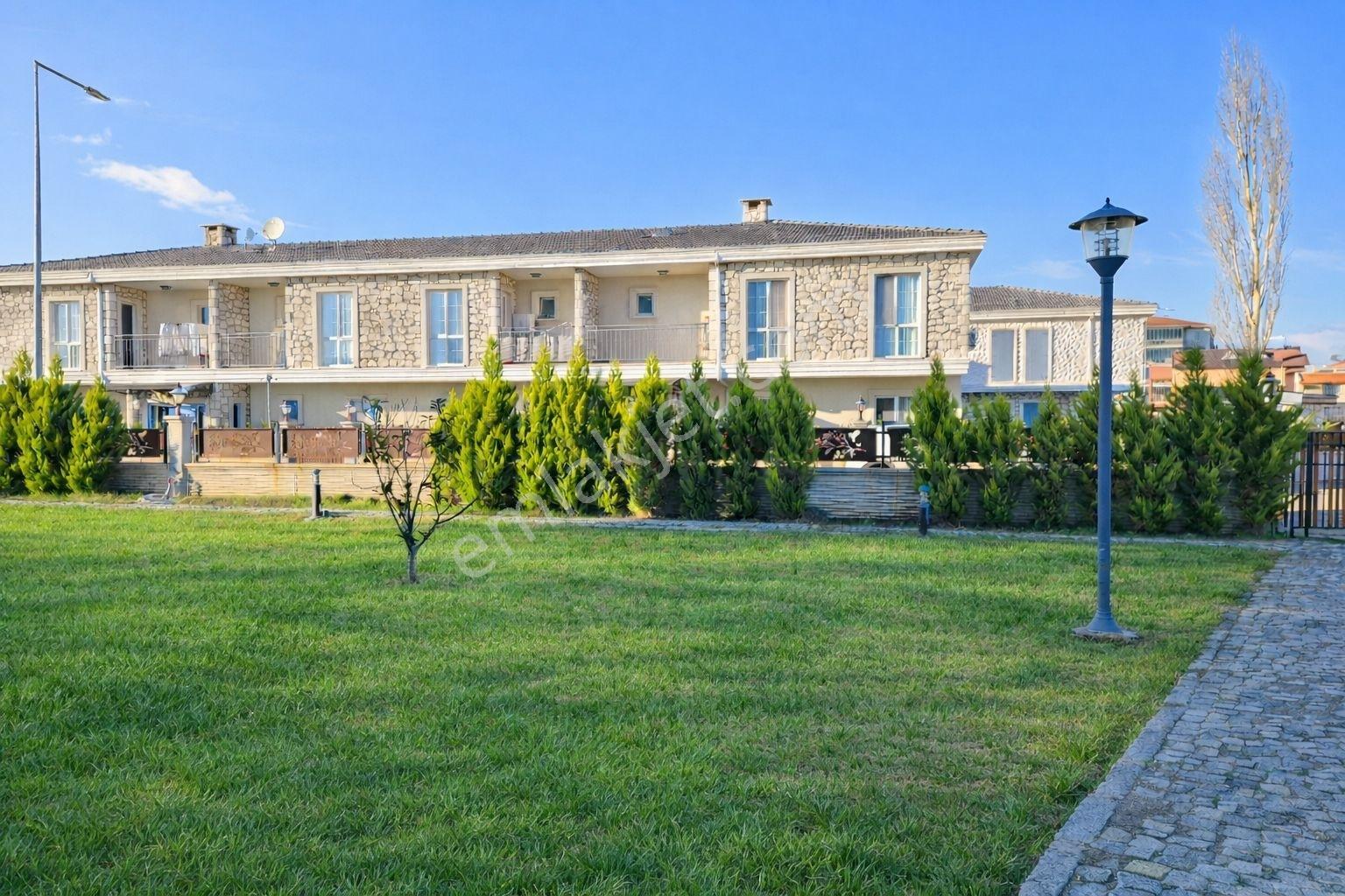 Umas Solutıon'dan Güvenlikli Havuzlu Sitede - 1+1 Eşyalı Daire - Görsel 25