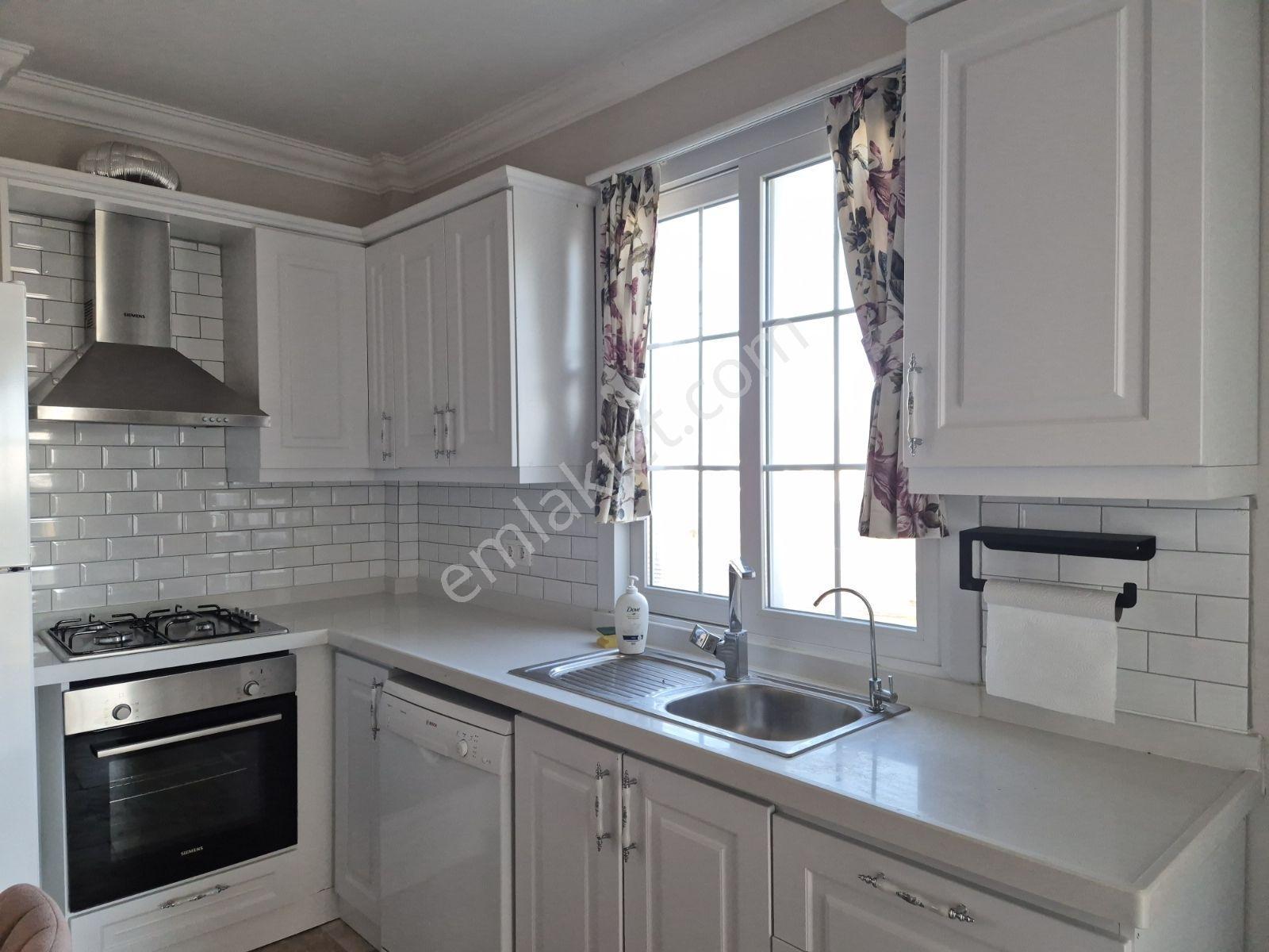 Umas Solutıon'dan Güvenlikli Havuzlu Sitede - 1+1 Eşyalı Daire - Görsel 18