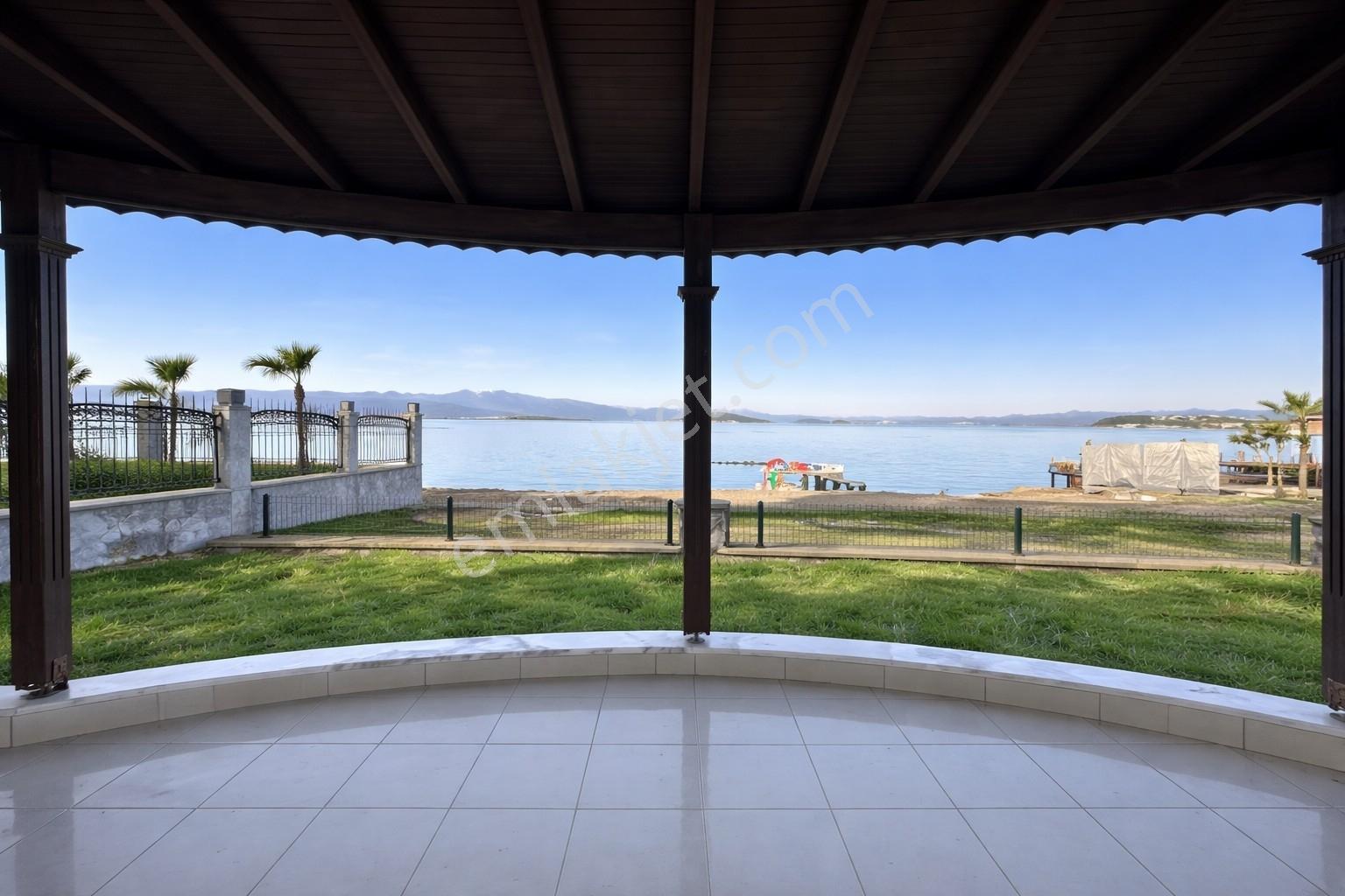 Umas Solutıon'dan Cunda'da Denize Sıfır Büyük Villa - Görsel 13
