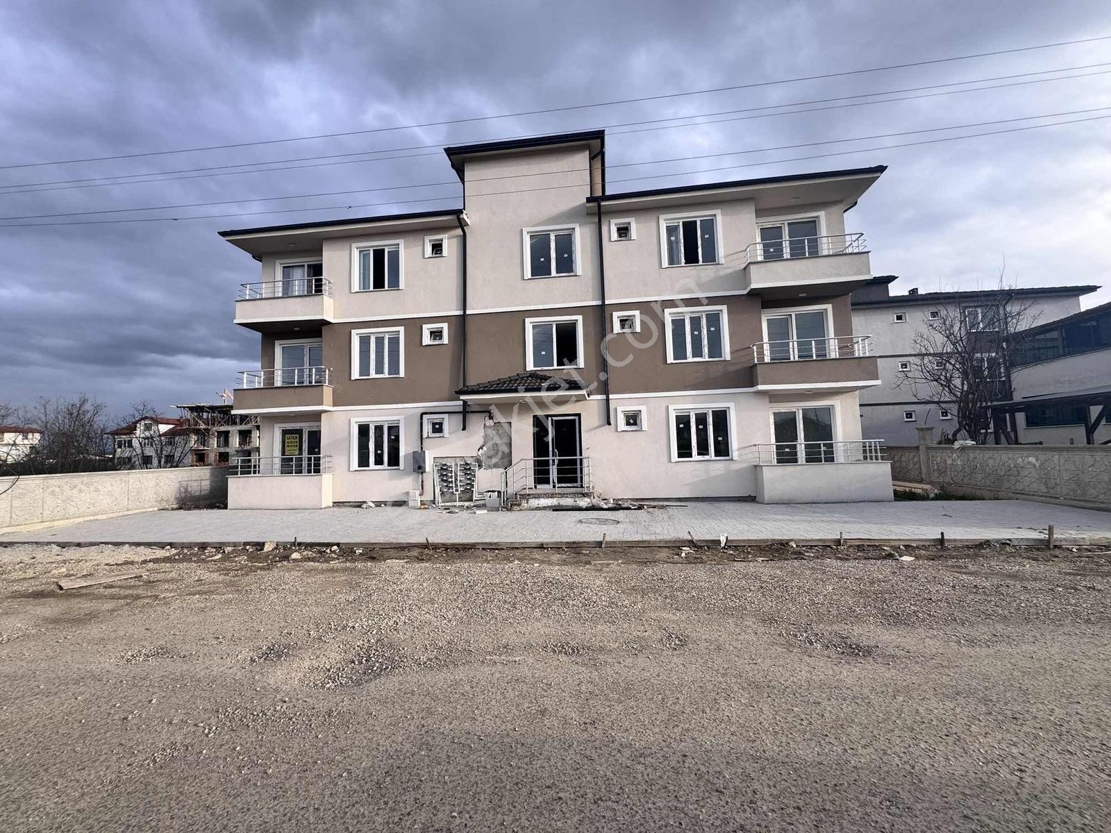 Sancak Emlak'tan Akyazının Parlayan Bölgesinde Satılık 1+1 Daire - Görsel 6