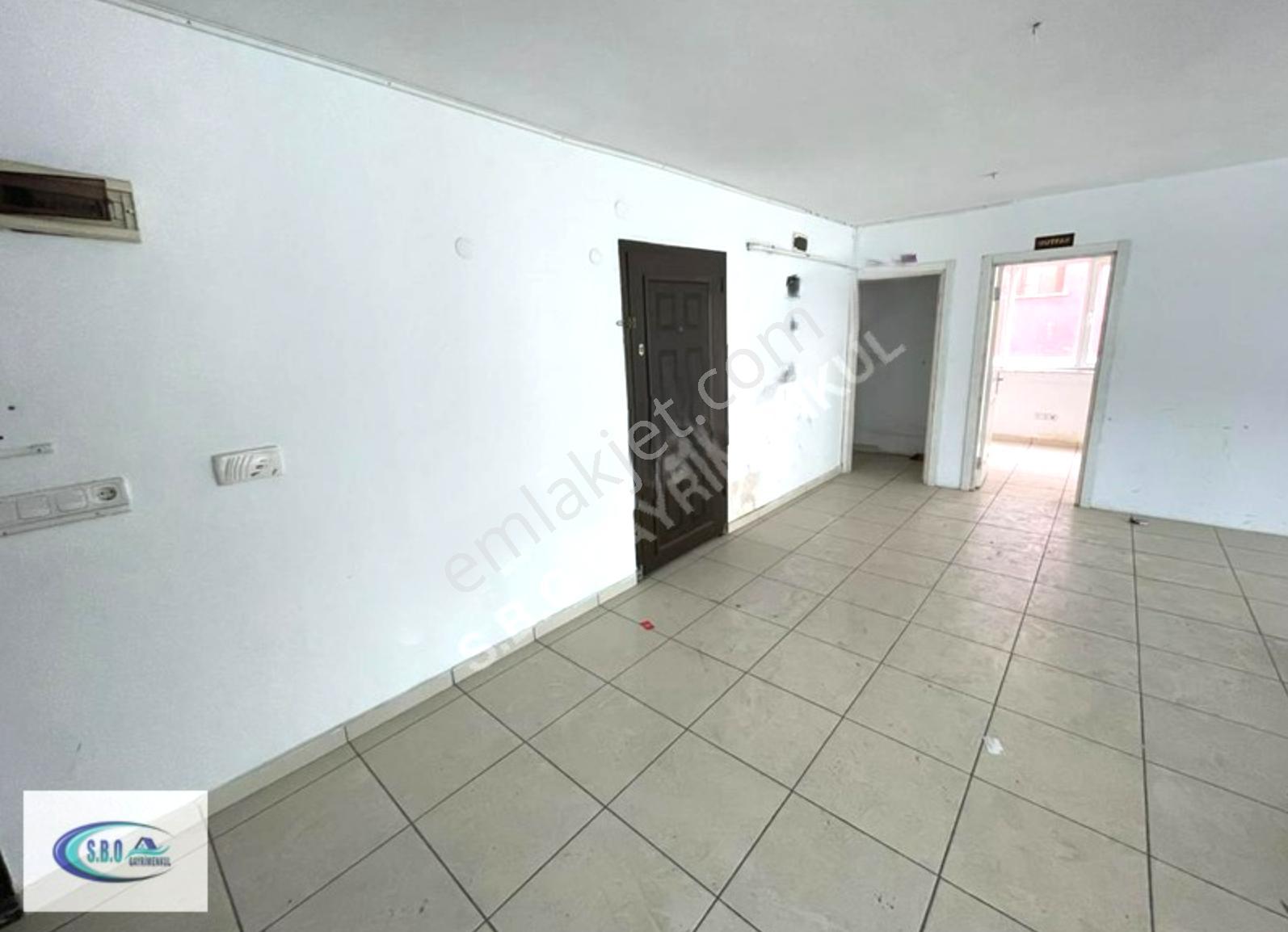 Metroya Yürüme Mesf.de Ana Cad. Üzeri İki Katlı 300 M2 Kiralık P - Görsel 6