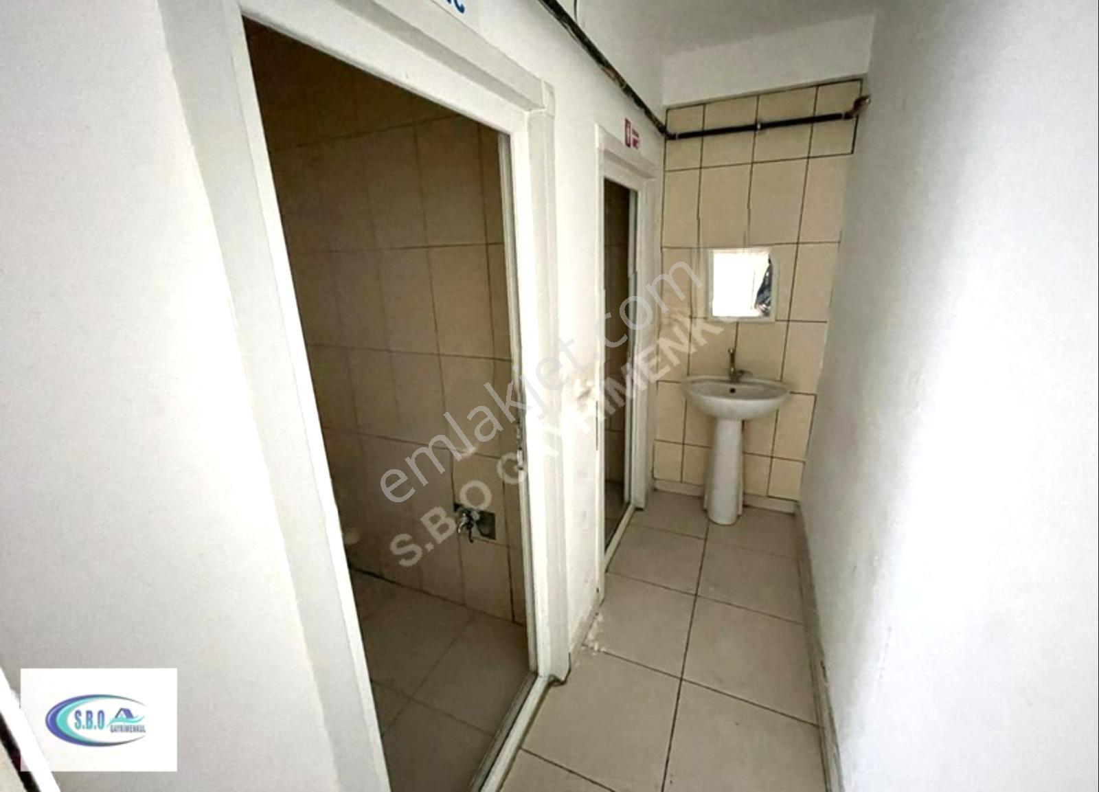 Metroya Yürüme Mesf.de Ana Cad. Üzeri İki Katlı 300 M2 Kiralık P - Görsel 5