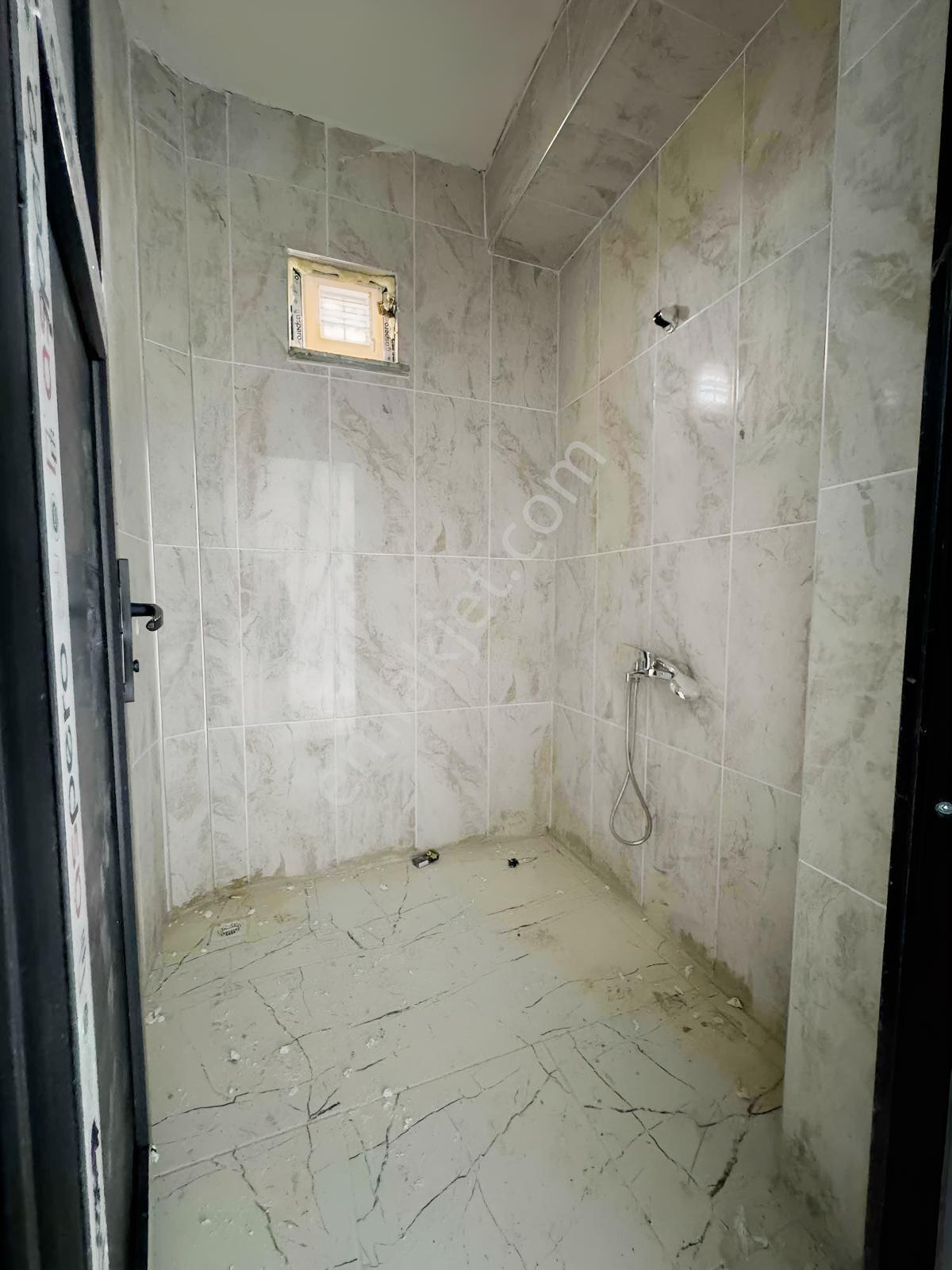 Mevlana Mah Arakat Ön Cephe Ebeveyn Banyolu 3+1 Balkonlu - Görsel 15