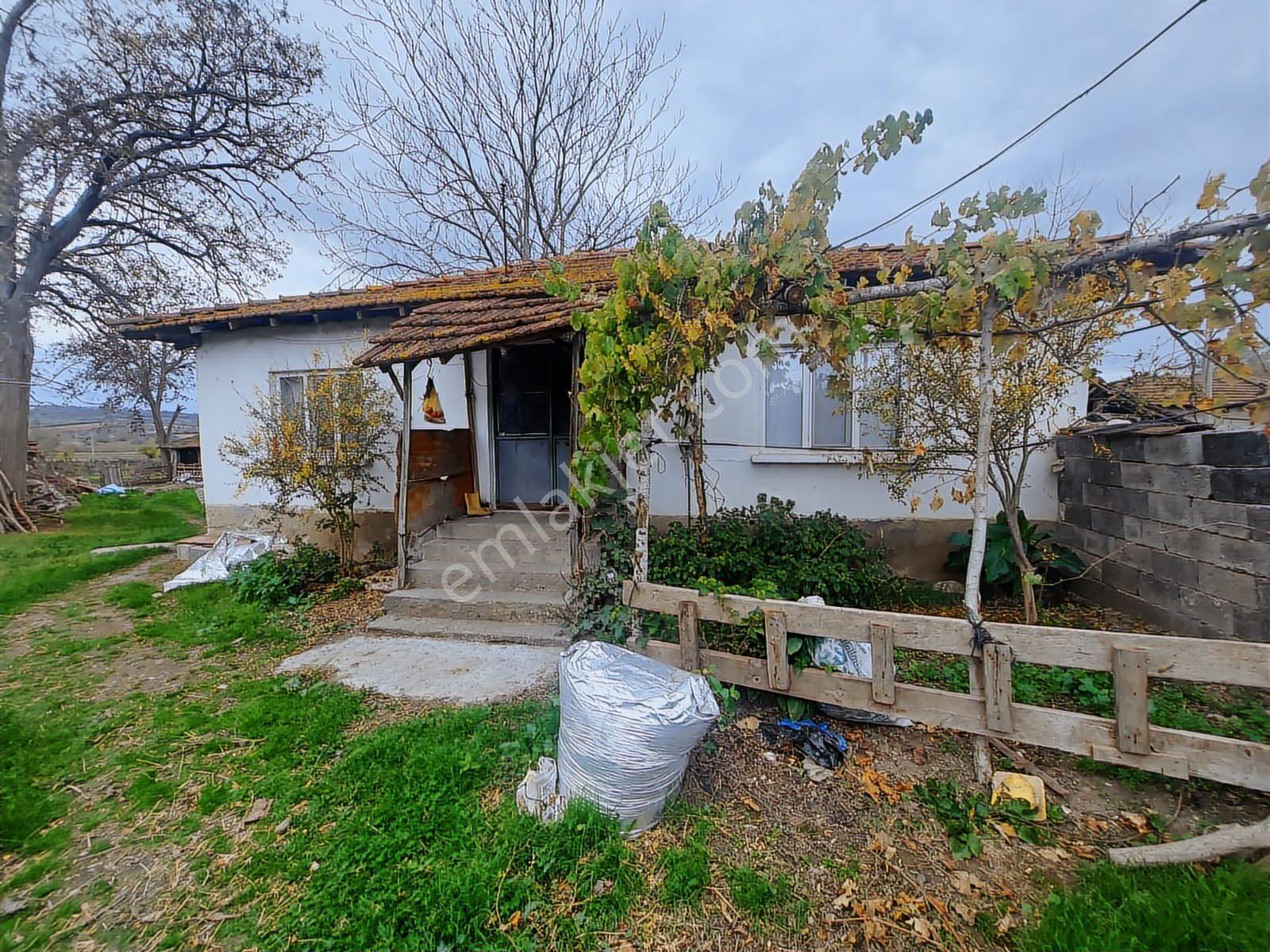Bursa Üçbeyli Köyü 2.200 M2 Bahçeli Müstakil Köy Evi - Görsel 17
