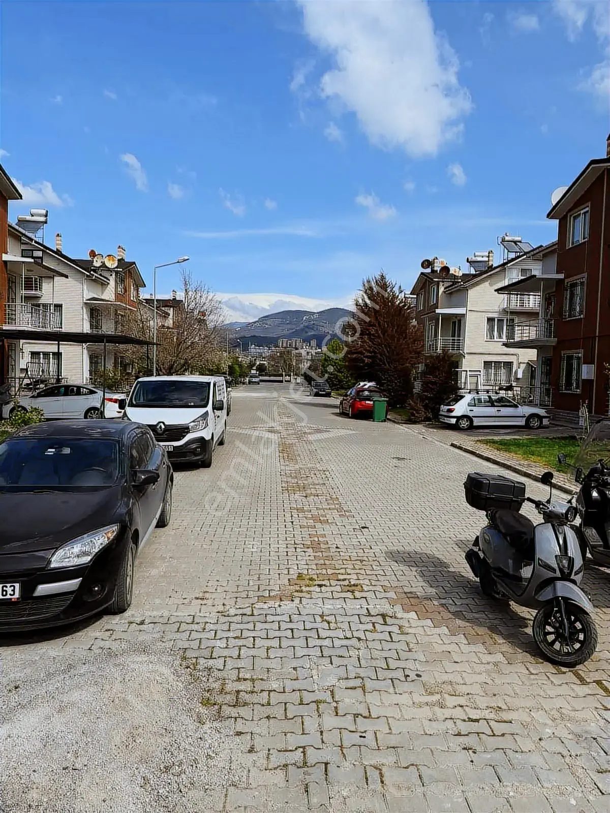 Cennetayağı Mahallesi'nde İçi Komple Yenilenmiş 4+1 Villa - Görsel 22