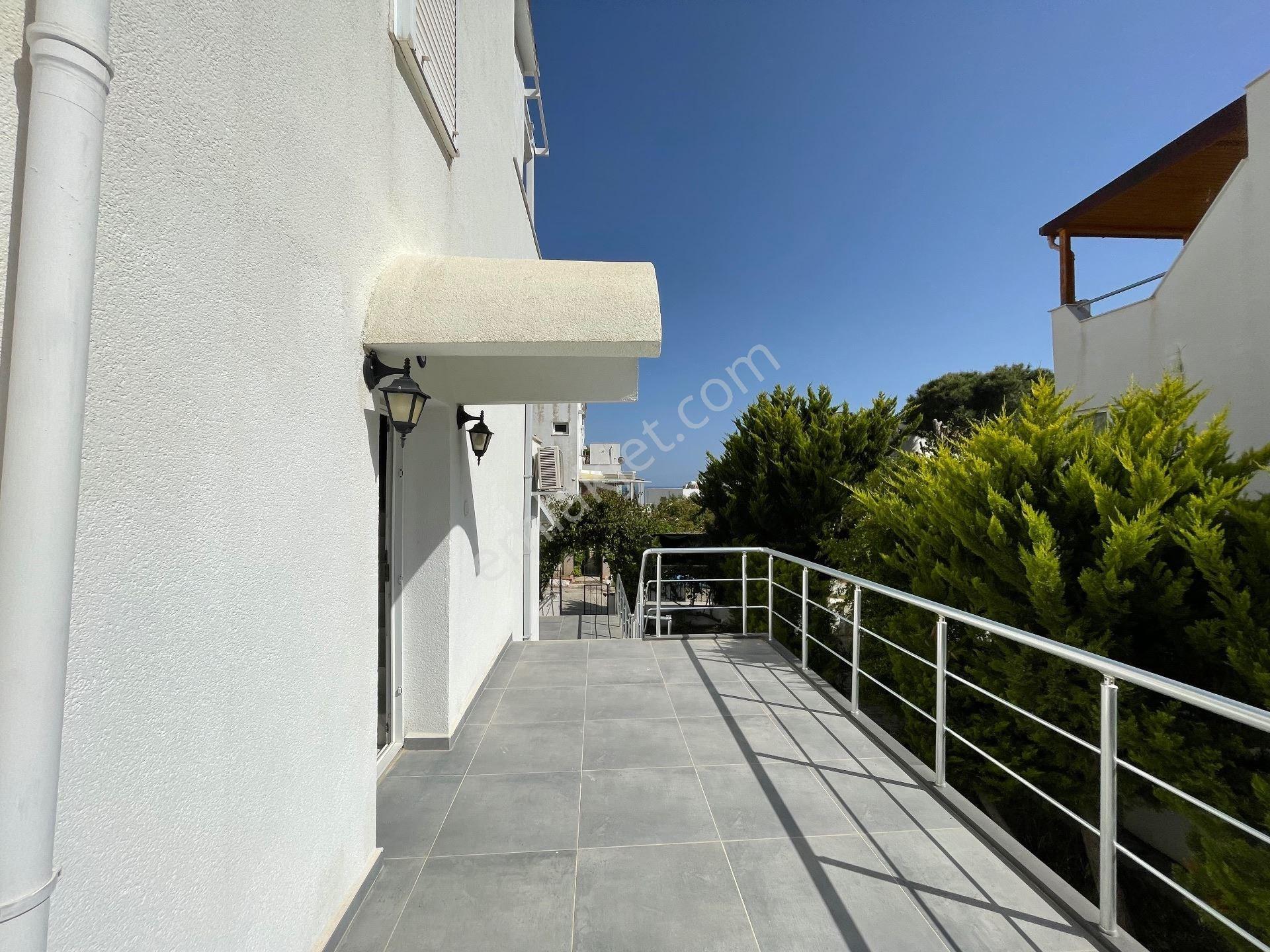 Bodrum Akyarlar’da Özel Plajlı Prestijli Sitede Tam Donanımlı 3+1 Villa - Görsel 13