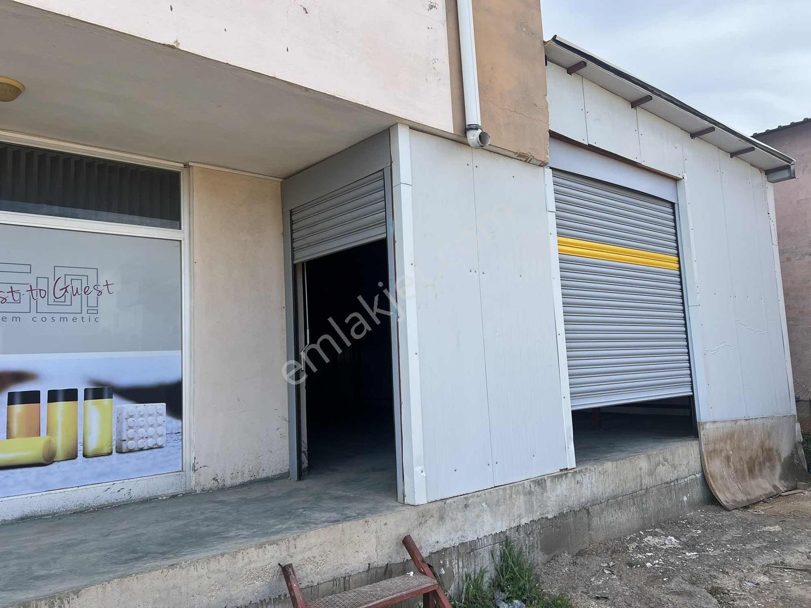 Altınova Sinan Mahallesinde Kiralık Ruhsatlı 1000 M² İş Merkezi - Görsel 3