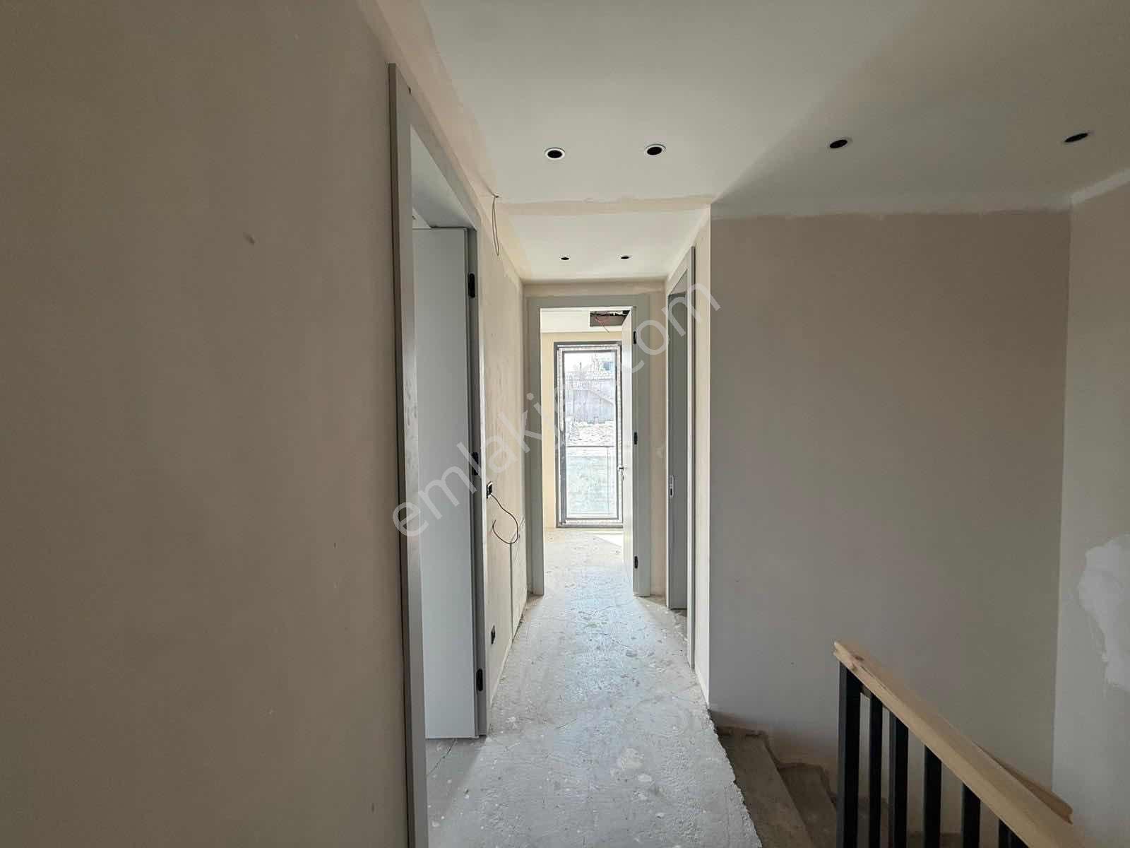 Çeşme Nif Court Villalarında 4+2 Müstakil Havuzlu Villa - Görsel 13