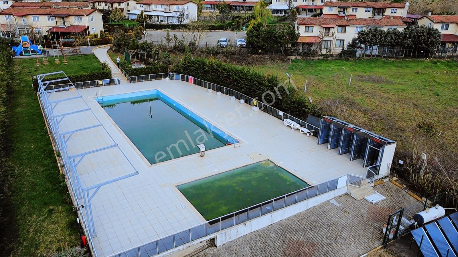 Yoldaş Emlaktan Umut Evler Villaların'da 3+1 Satılık Villa - Görsel 16