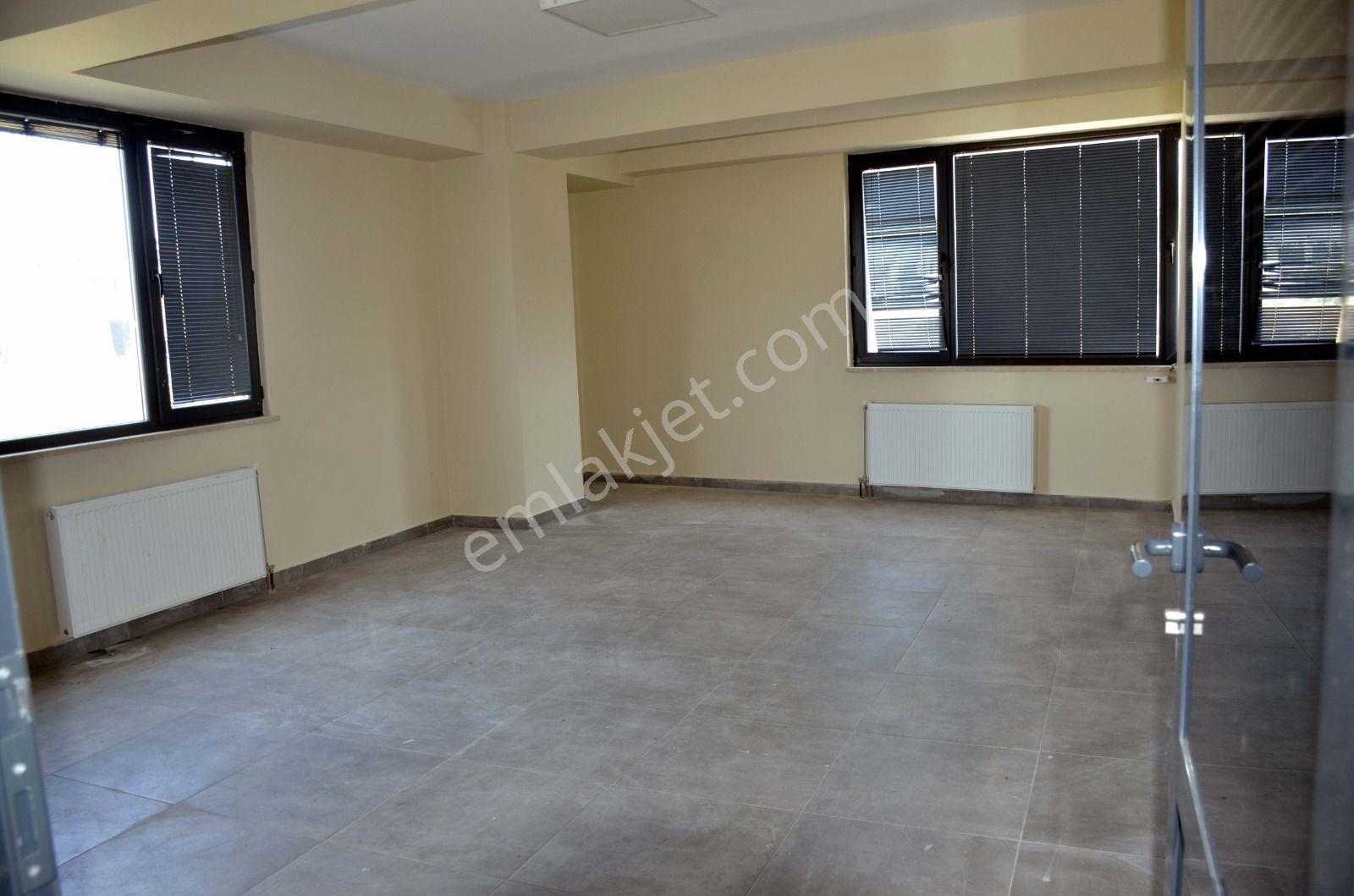 Dilovası Kobi Osb De 3100 M2+1200 Kwa+kdv Avantajlı Kiralık Fabrika - Görsel 10