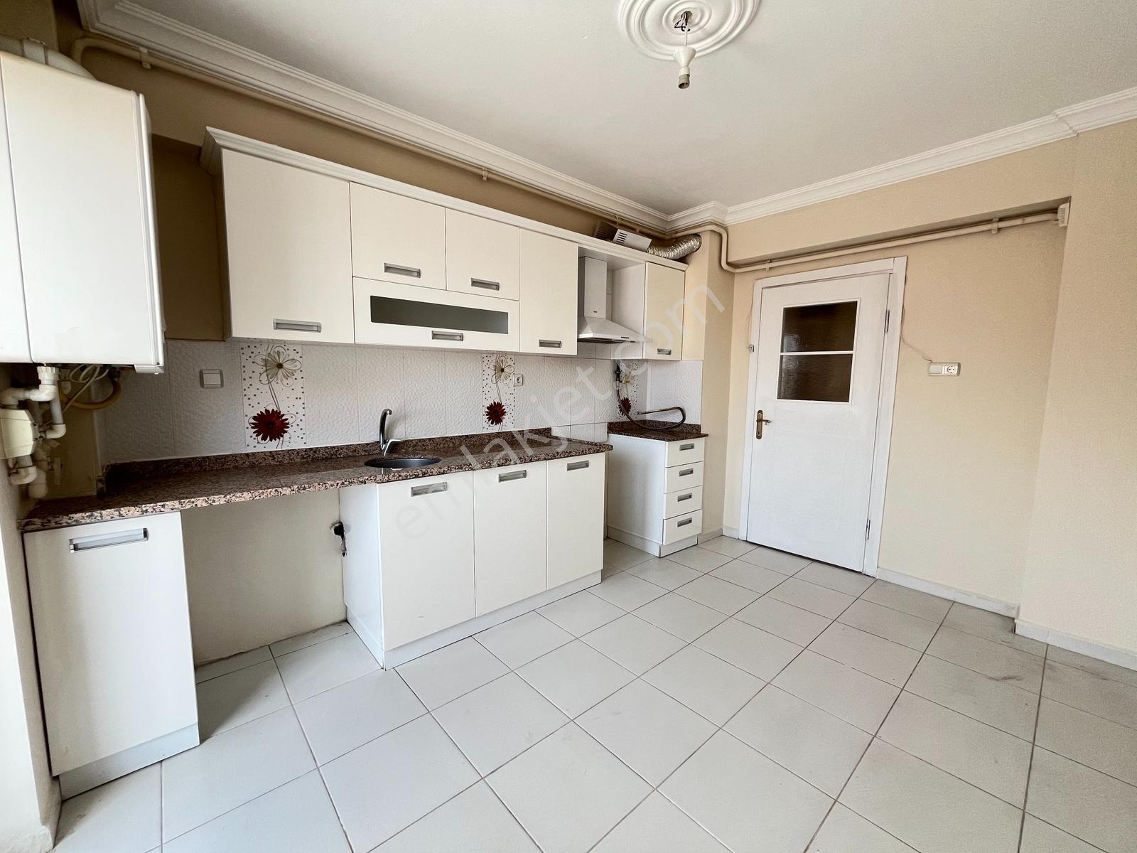 Fatih Konaklarında 4+1 Net 125 M² 125.yıl Ortaokulu Yanı Kiralık - Görsel 24