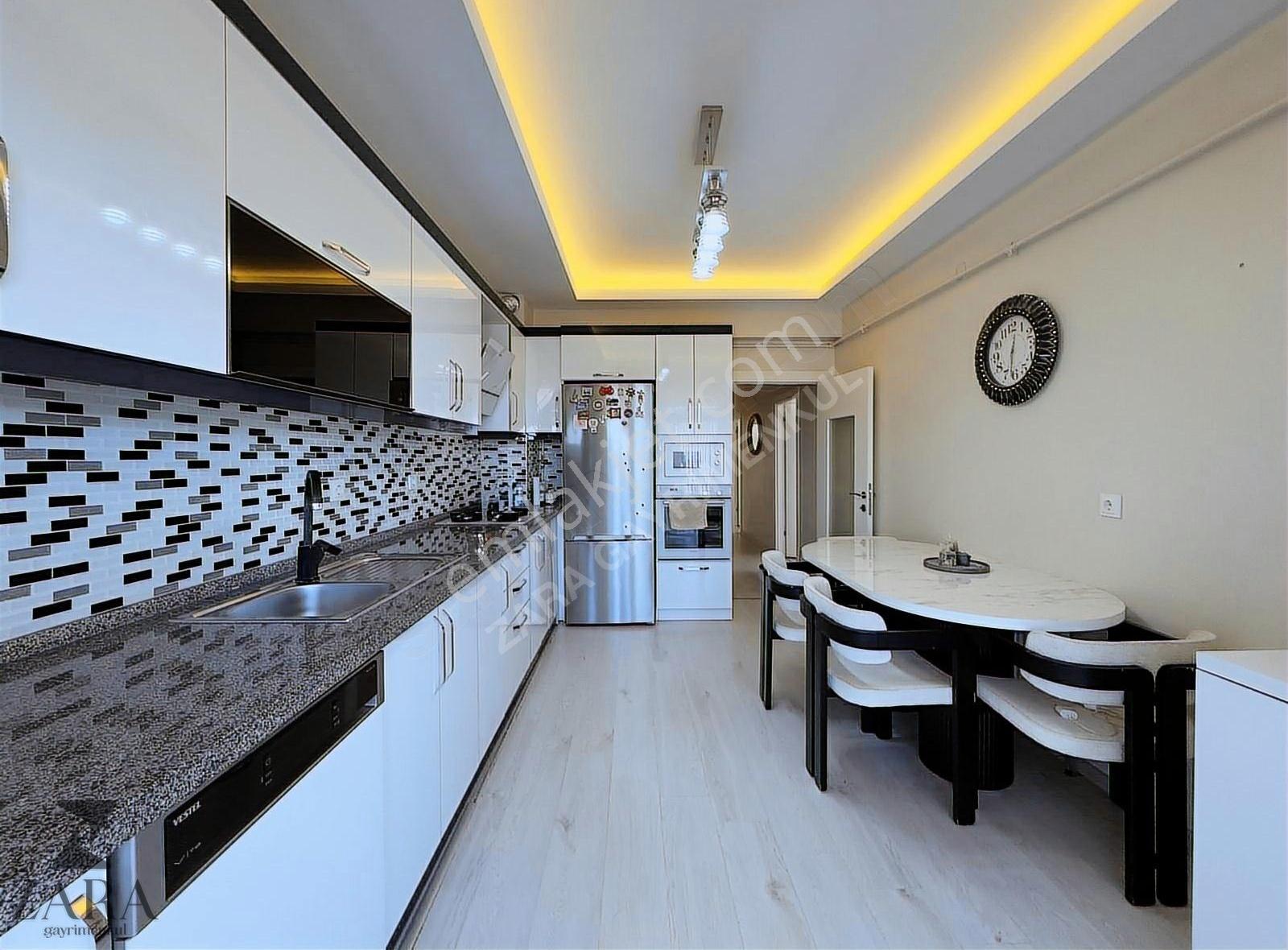 ▄zara▄ege Mah. Gözde Sitesi 3+1 145m² Full Yapılı Ara Kat Daire - Görsel 22