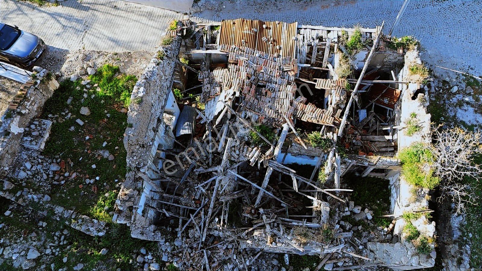 Bergama Paşaköy Mahallesinde Satılık Arsa Konut İmarlı 343m2 - Görsel 23