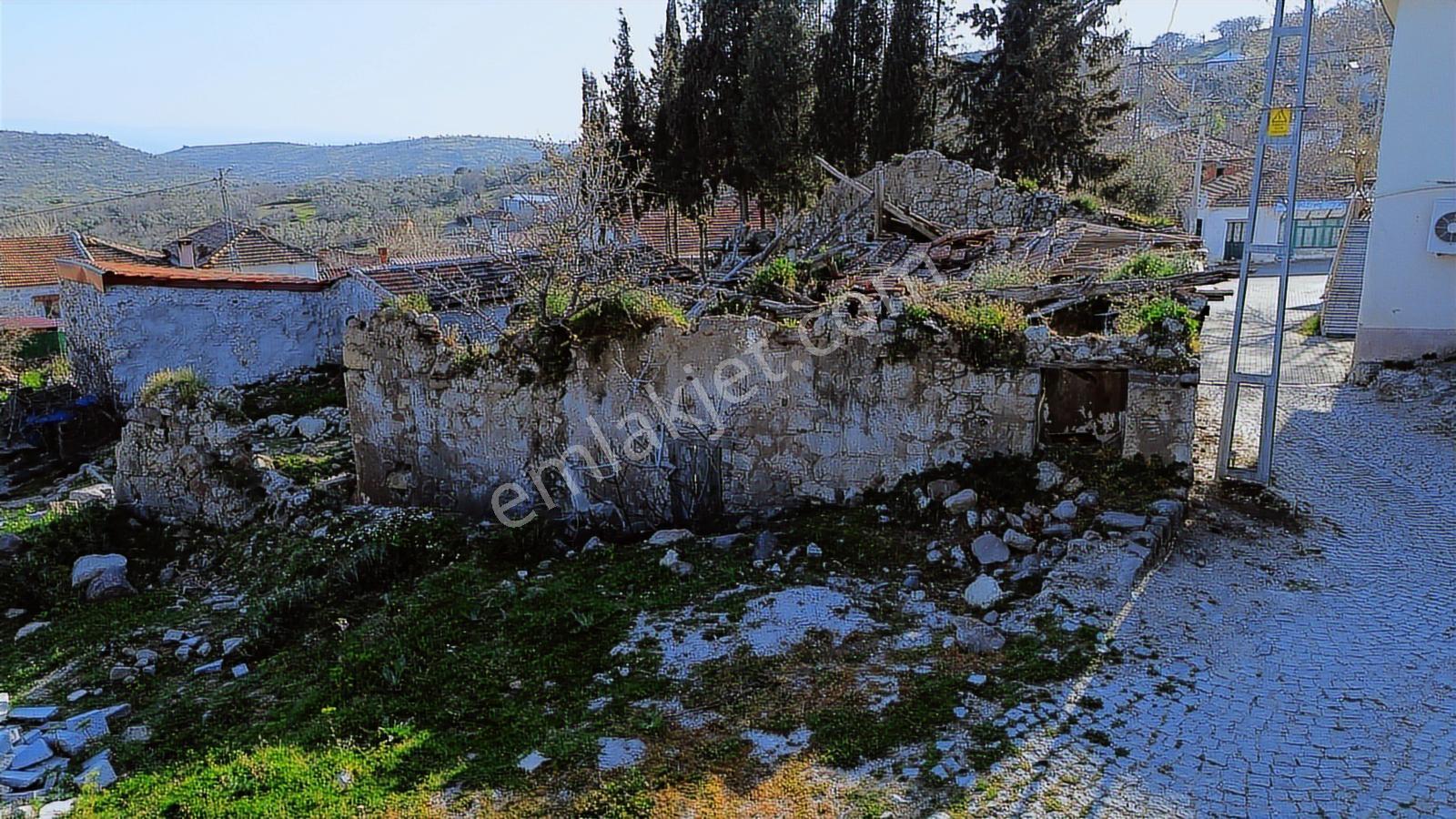 Bergama Paşaköy Mahallesinde Satılık Arsa Konut İmarlı 343m2 - Görsel 3