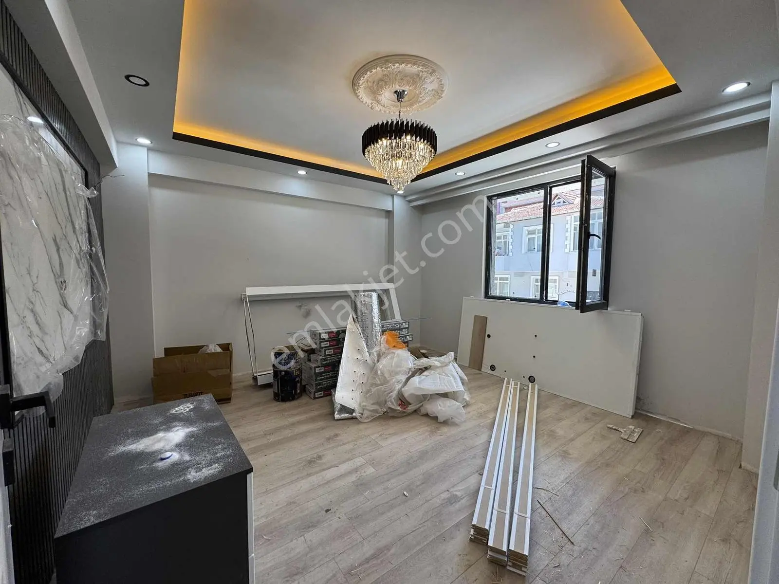 19 Mayıs Mah Gazi Okullar Dibi Full Ön Cephe Yerden Isıtmalı 1+1