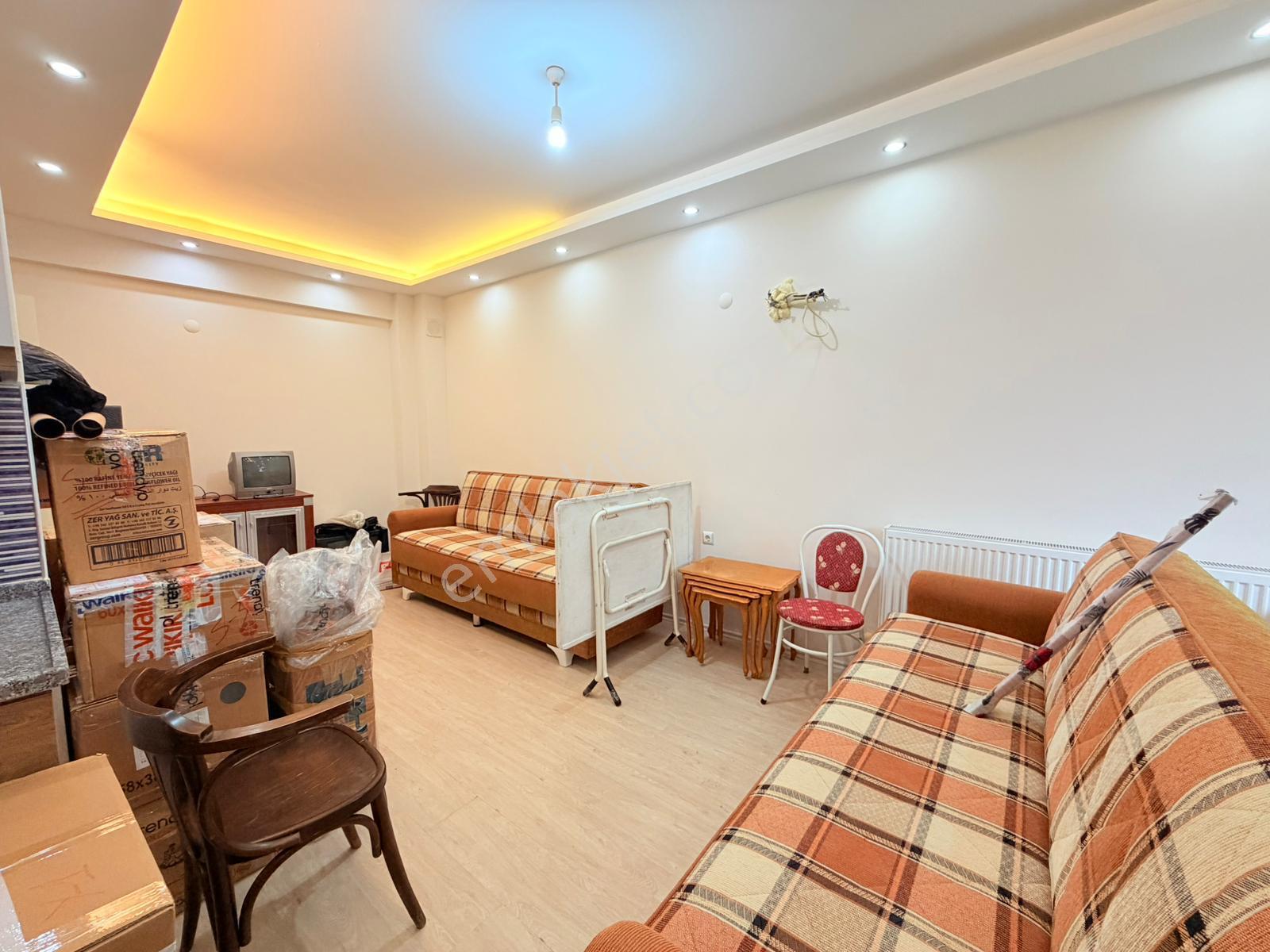 🏡 Göl-san Gayrimenkul’den 🏡 Şirinevler Mahallesii Site İçerisinde 2+1 Satılık Daire - Görsel 6