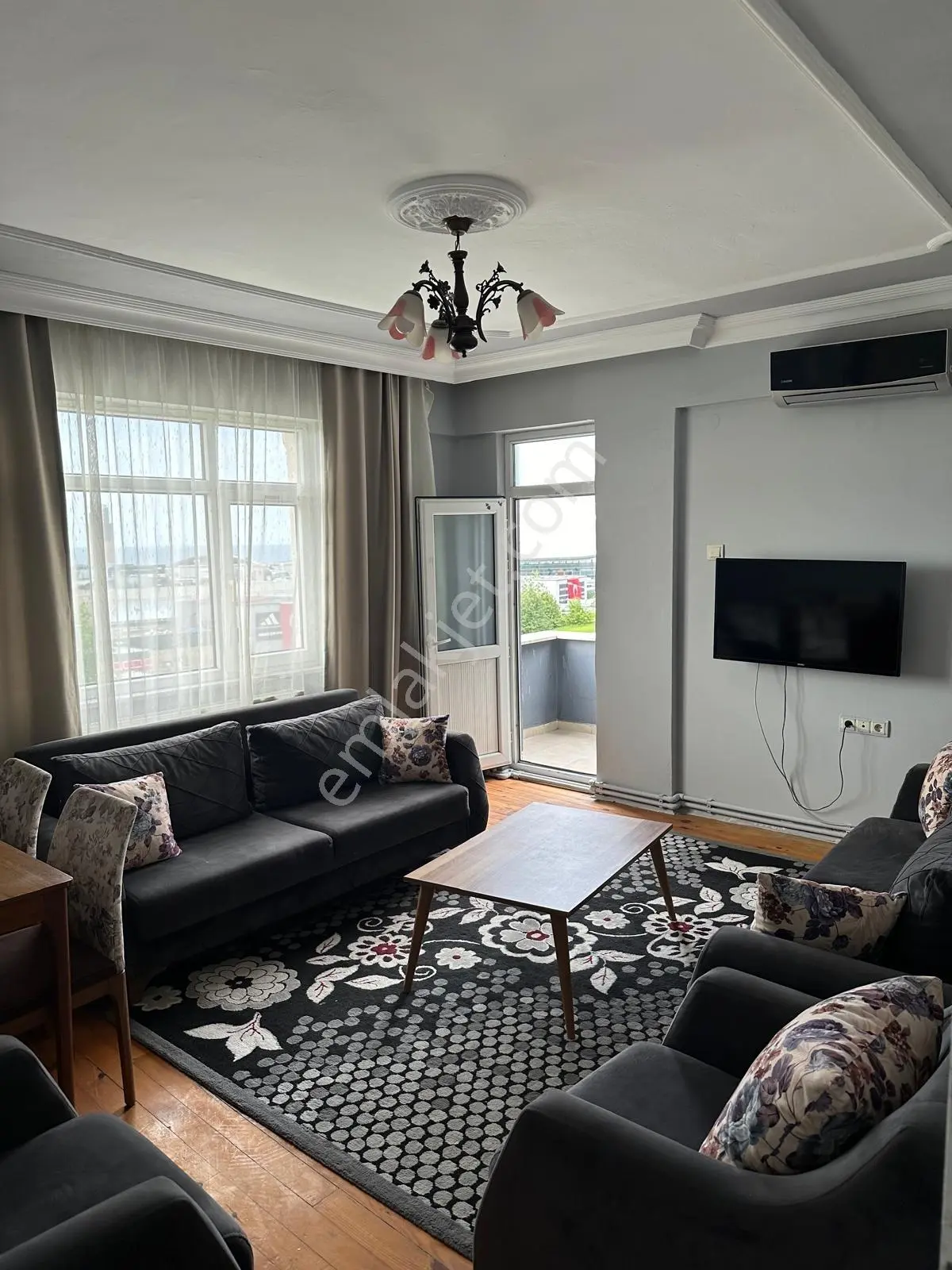 Kalkınma Mahallesinde Kiralık Uzun Dönemli 3+1 Eşyalı Daire
