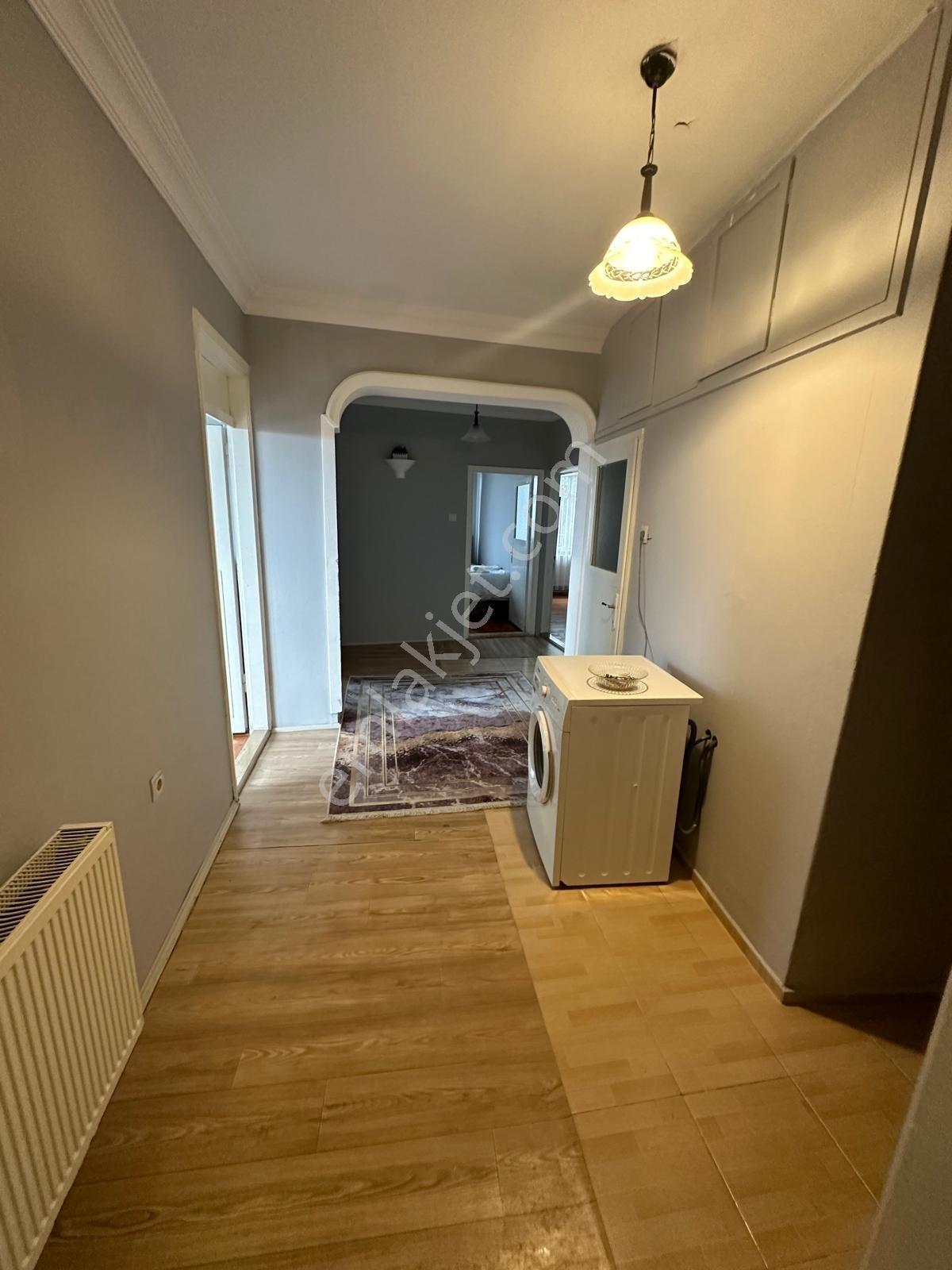 Kalkınma Mahallesinde Kiralık Uzun Dönemli 3+1 Eşyalı Daire - Görsel 10