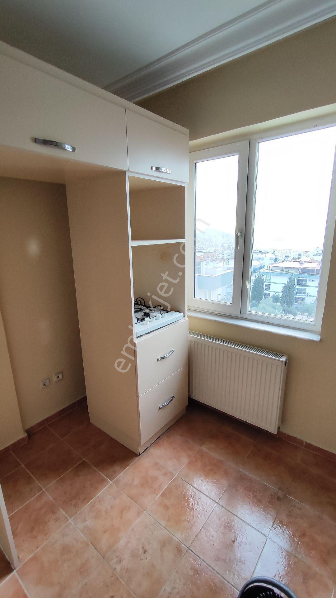 Kuşadası'nda Muhteşem Manzaralı 2+1 Satılık Daire - Görsel 8