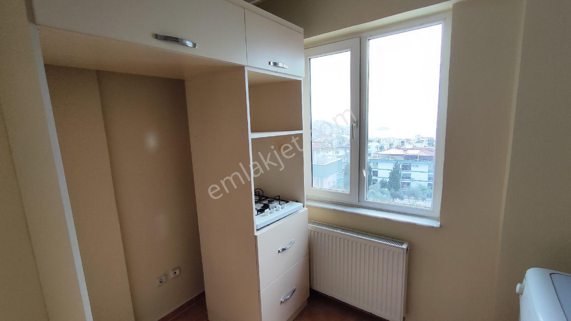 Kuşadası'nda Muhteşem Manzaralı 2+1 Satılık Daire - Görsel 9