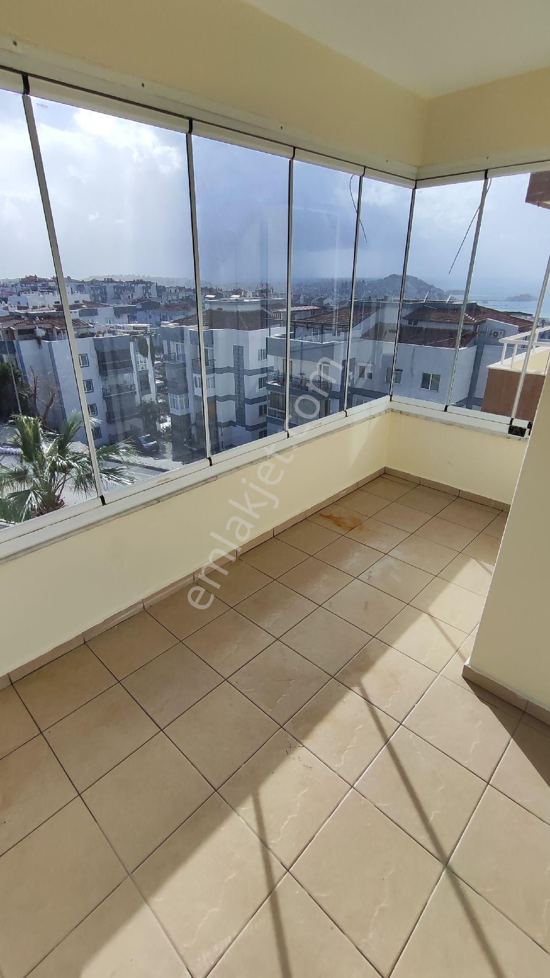 Kuşadası'nda Muhteşem Manzaralı 2+1 Satılık Daire - Görsel 32