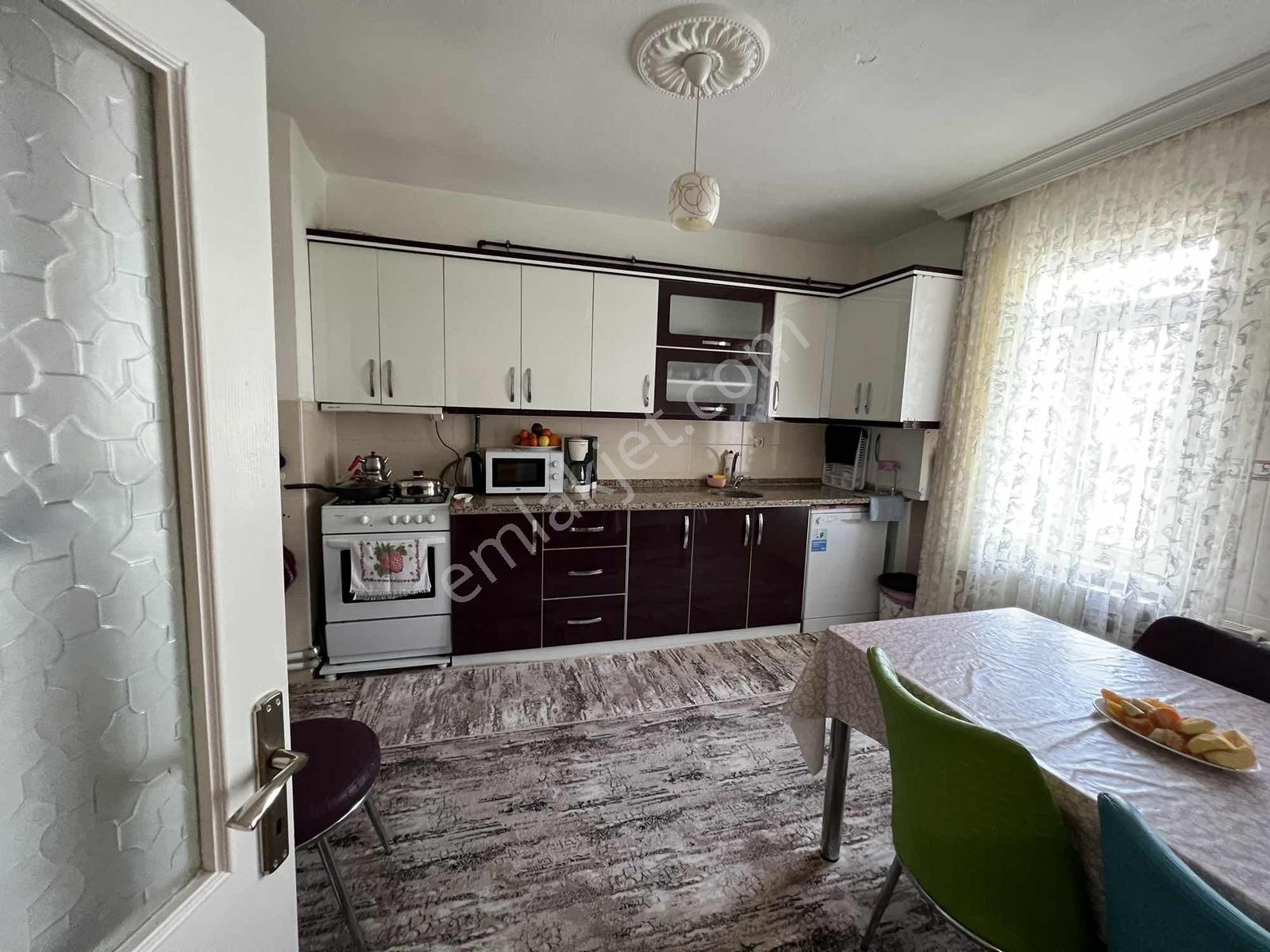 Merkez Cumhuriyet Mahallesinde 7+1 Triblex Lüks Villa -takaslı - Görsel 19
