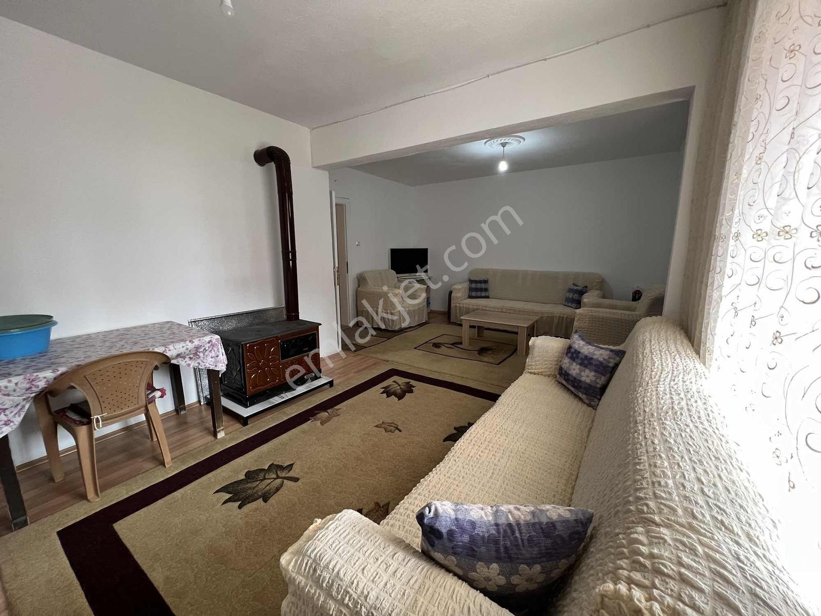 Merkez Cumhuriyet Mahallesinde 7+1 Triblex Lüks Villa -takaslı - Görsel 54