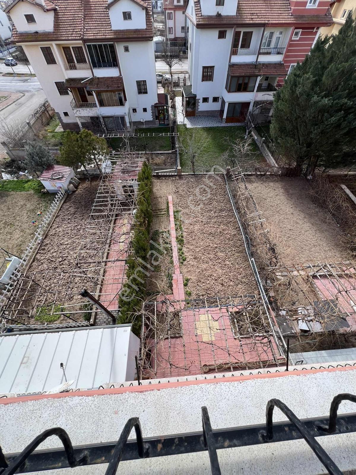 Merkez Cumhuriyet Mahallesinde 7+1 Triblex Lüks Villa -takaslı - Görsel 7