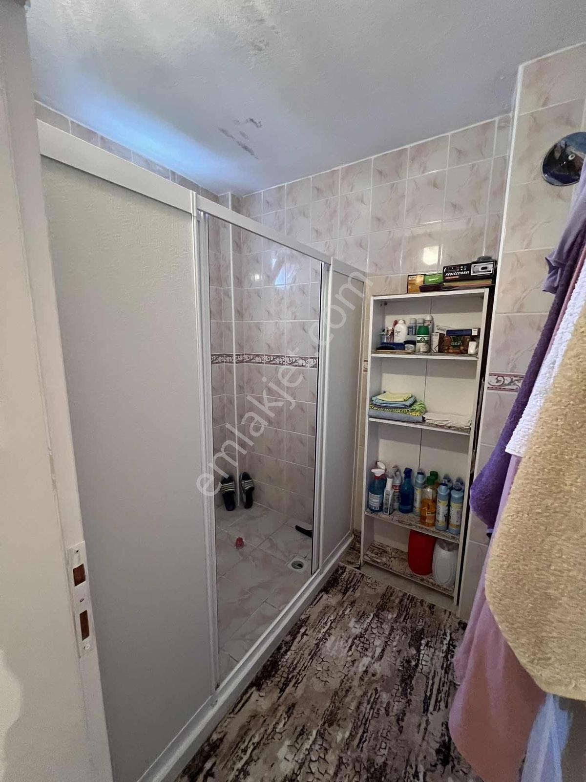 Merkez Cumhuriyet Mahallesinde 7+1 Triblex Lüks Villa -takaslı - Görsel 20