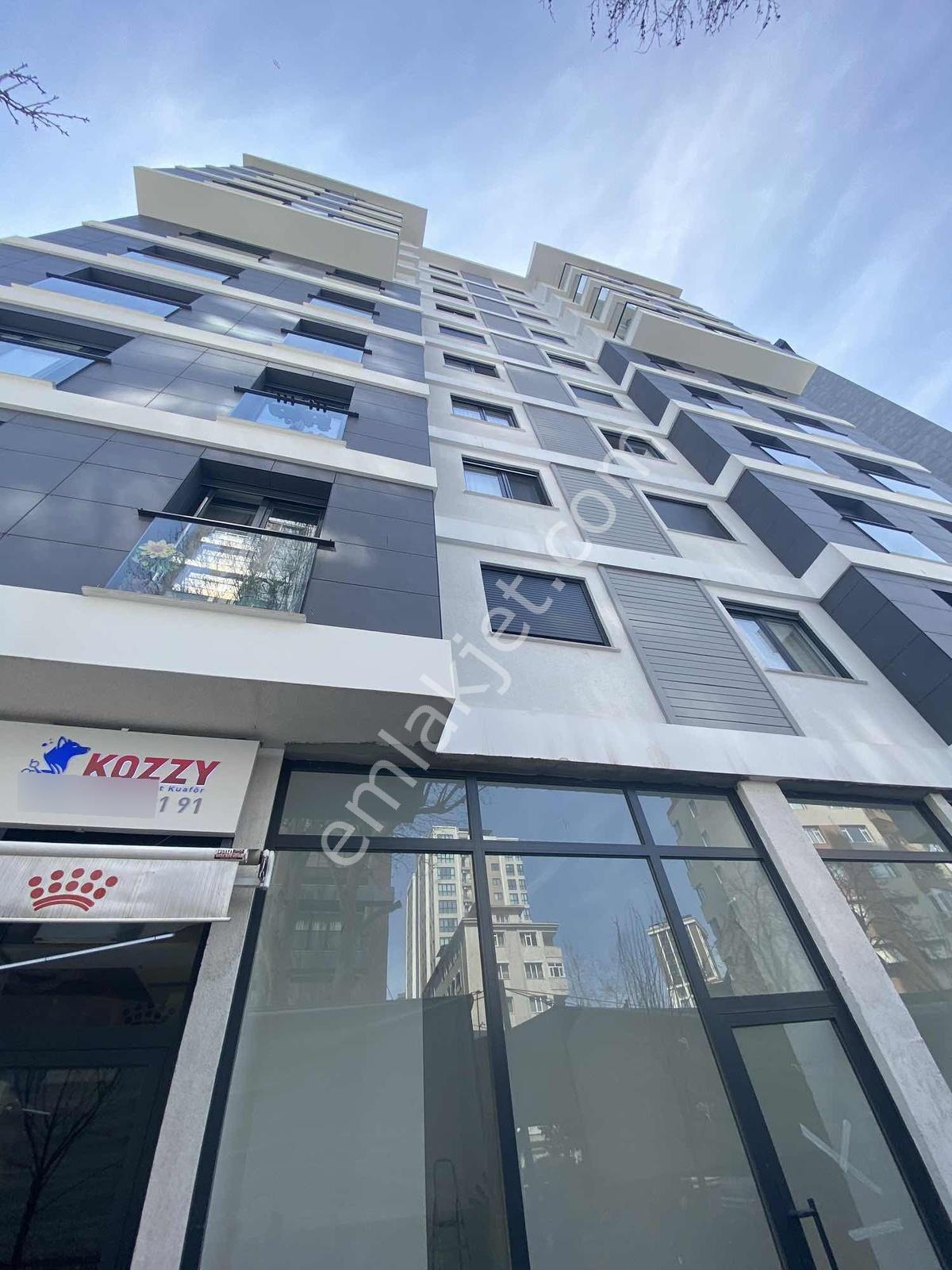 Turyap'tan Kozyatağı'nda Metro Ve Marmara'ya Yakın Sıfır 2+1 - Görsel 32
