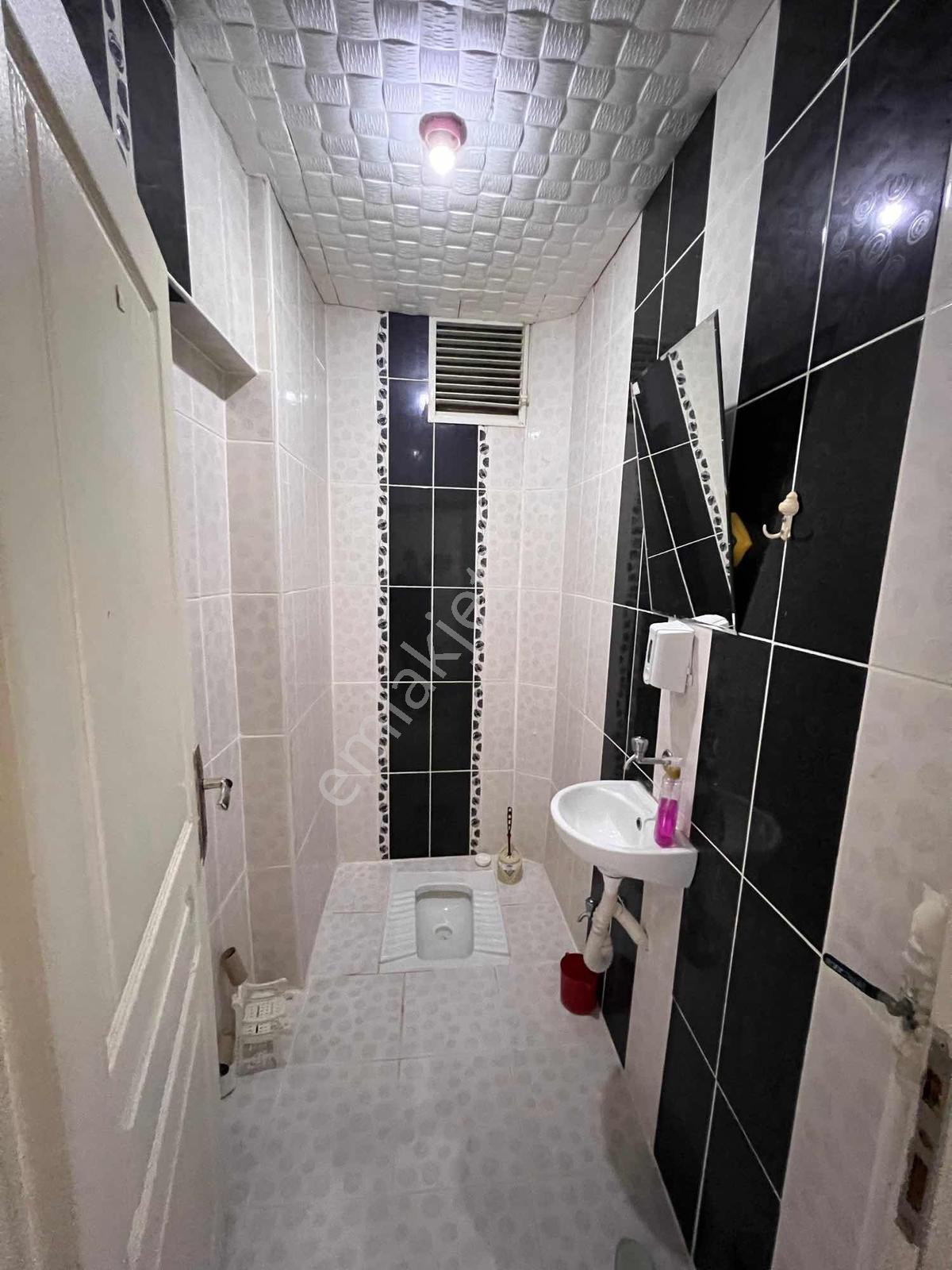 A L C Den G.o.p.mah. Metro Yakını Site İçi Salon B. 3+1 Daire - Görsel 33