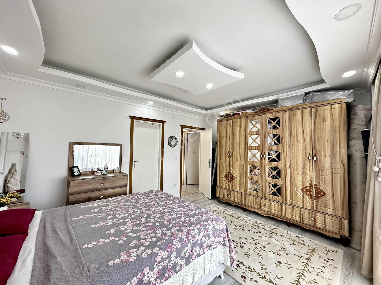 [kassel Yapı] Güvenlikli Sitede-800m2 Bahçe-özel Havuz-5+1 Villa - Görsel 32