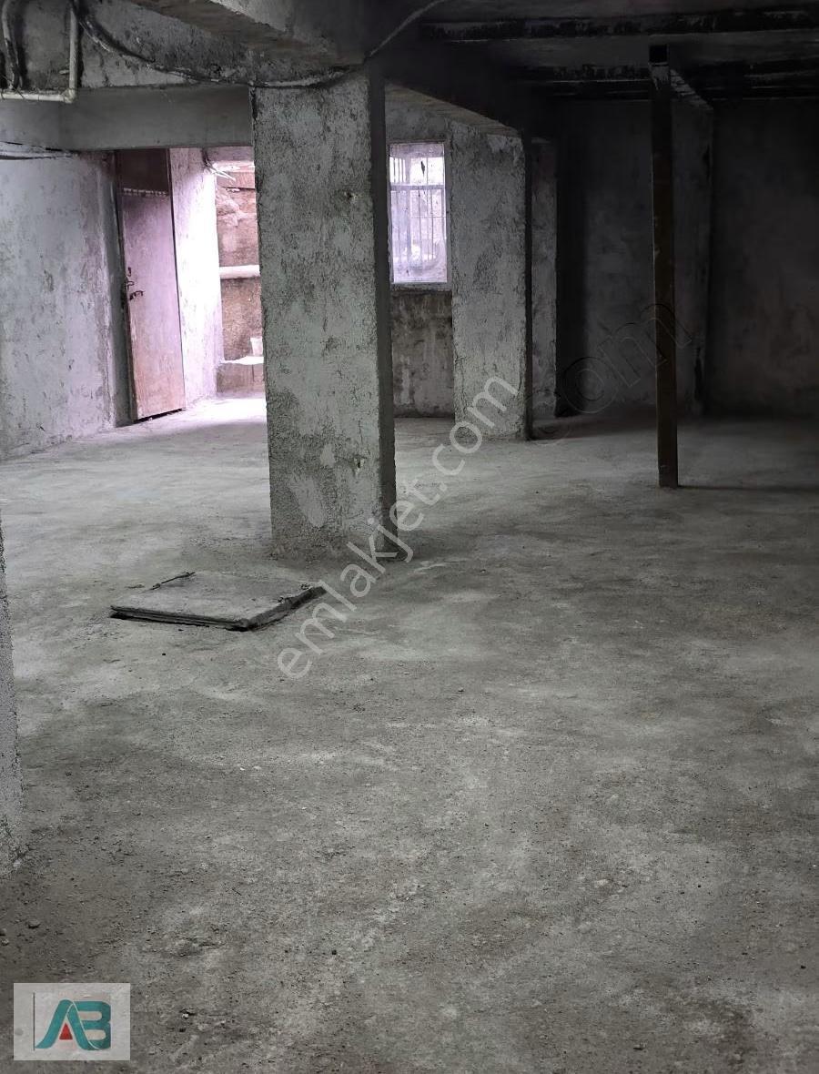 Ümraniye Tepeüstü Alemdağ Caddesı Üzerinde 65m2 Depo - Görsel 3
