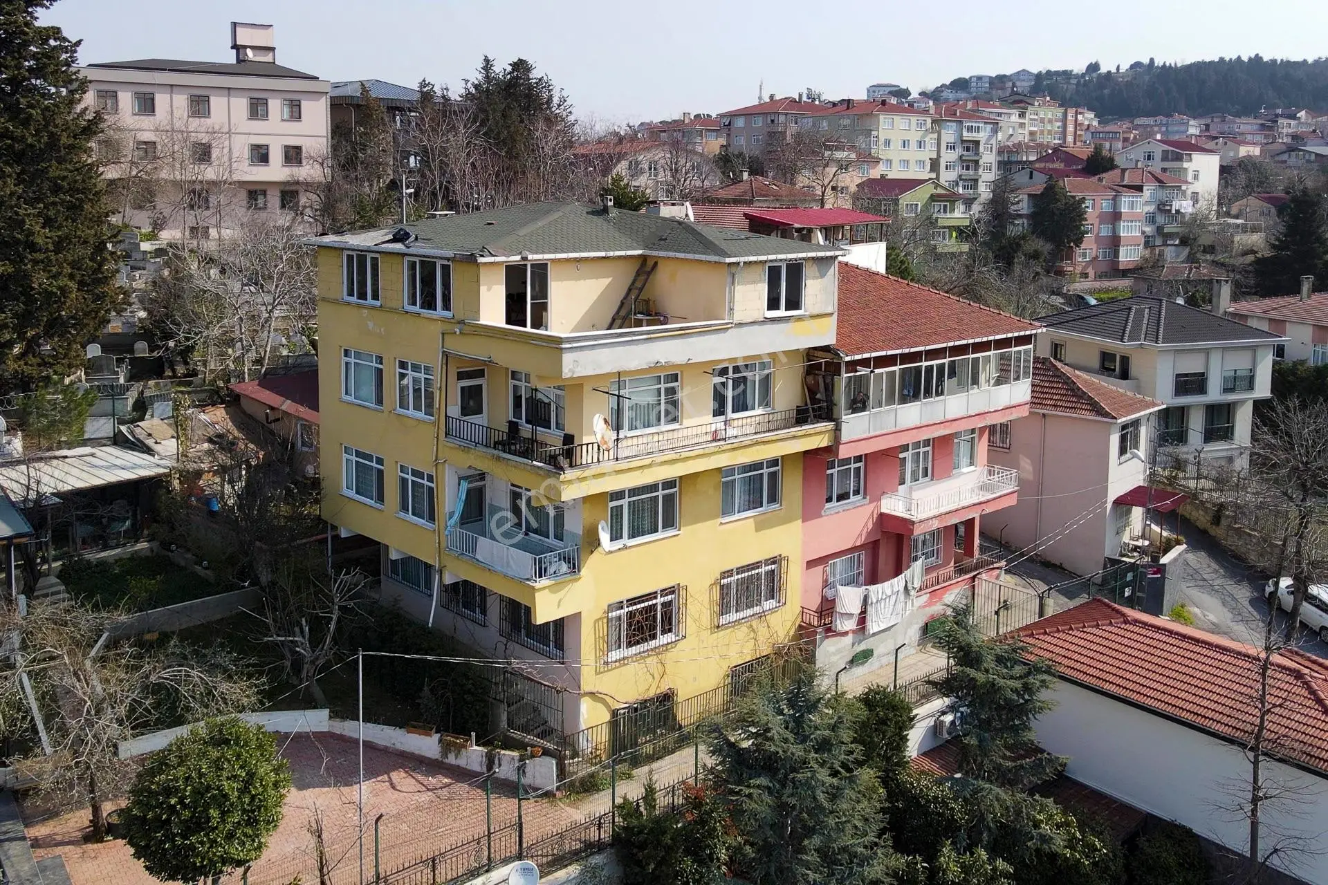 Beylerbeyi Küplüce’de Boğaz Manzaralı, 5 Katlı Satılık Bina - Görsel 2