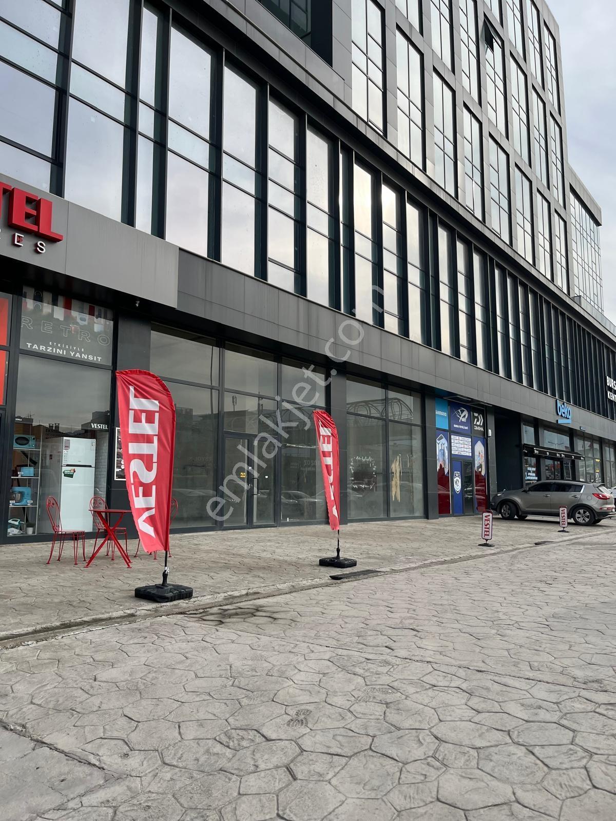 İstanbul Caddesine Cephe Kurumsal Firmalara Uygun Kiralık Dükkan - Görsel 4