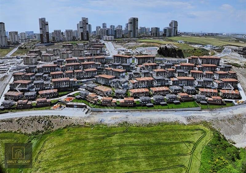 Bahçeşehir Vadi Evleri'nde Satılık Lüks 4+1 Köşe Triplex Villa - Görsel 11