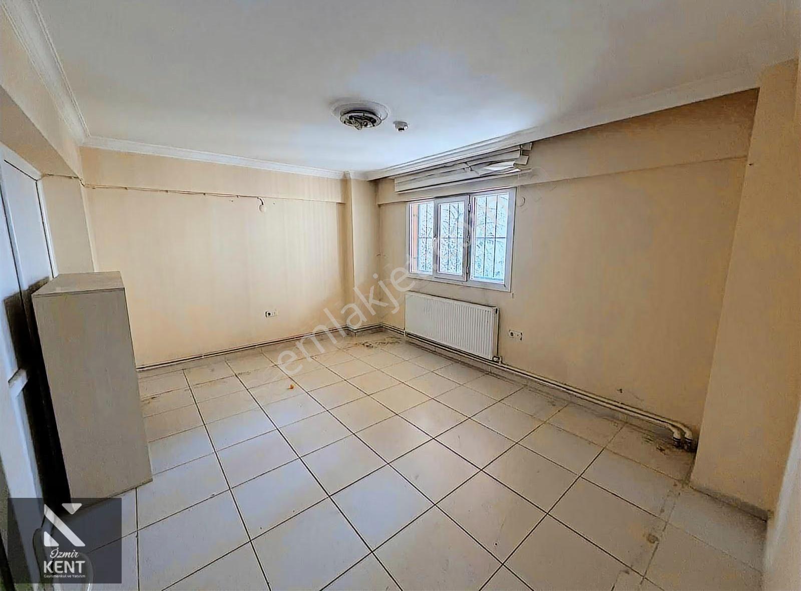 Kemalpaşa Satılık Dükkan 420m2 Batar Katlı Depolu - Görsel 24