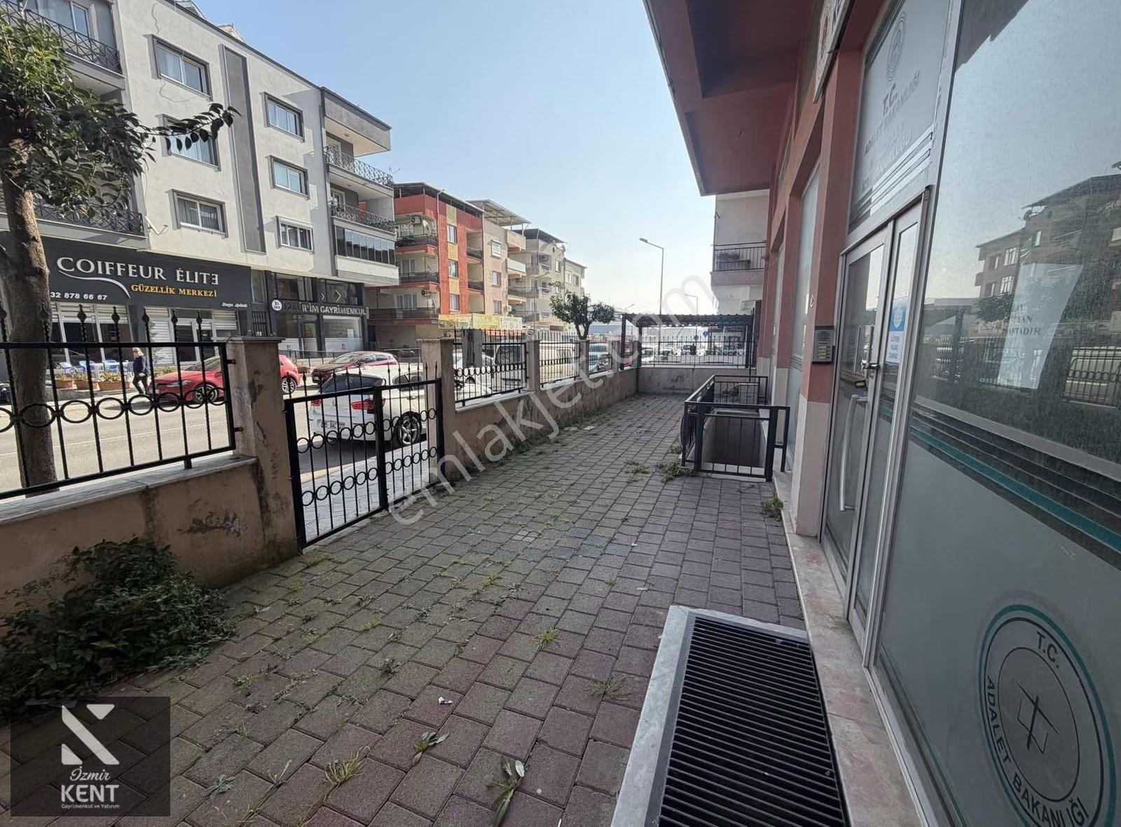 Kemalpaşa Satılık Dükkan 420m2 Batar Katlı Depolu - Görsel 9
