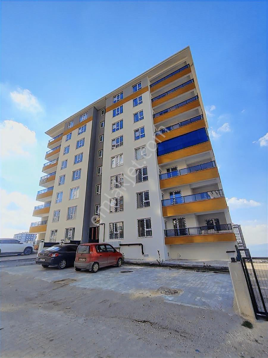 Bağımsız Geniş Mutfaklk Sıfır 2+1 Kiralık Daireler