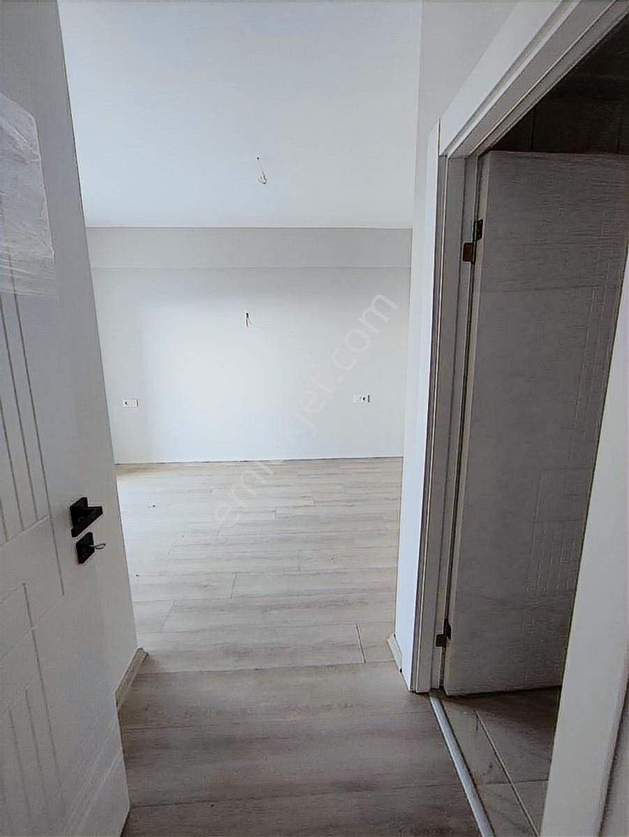 Bağımsız Geniş Mutfaklk Sıfır 2+1 Kiralık Daireler - Görsel 19