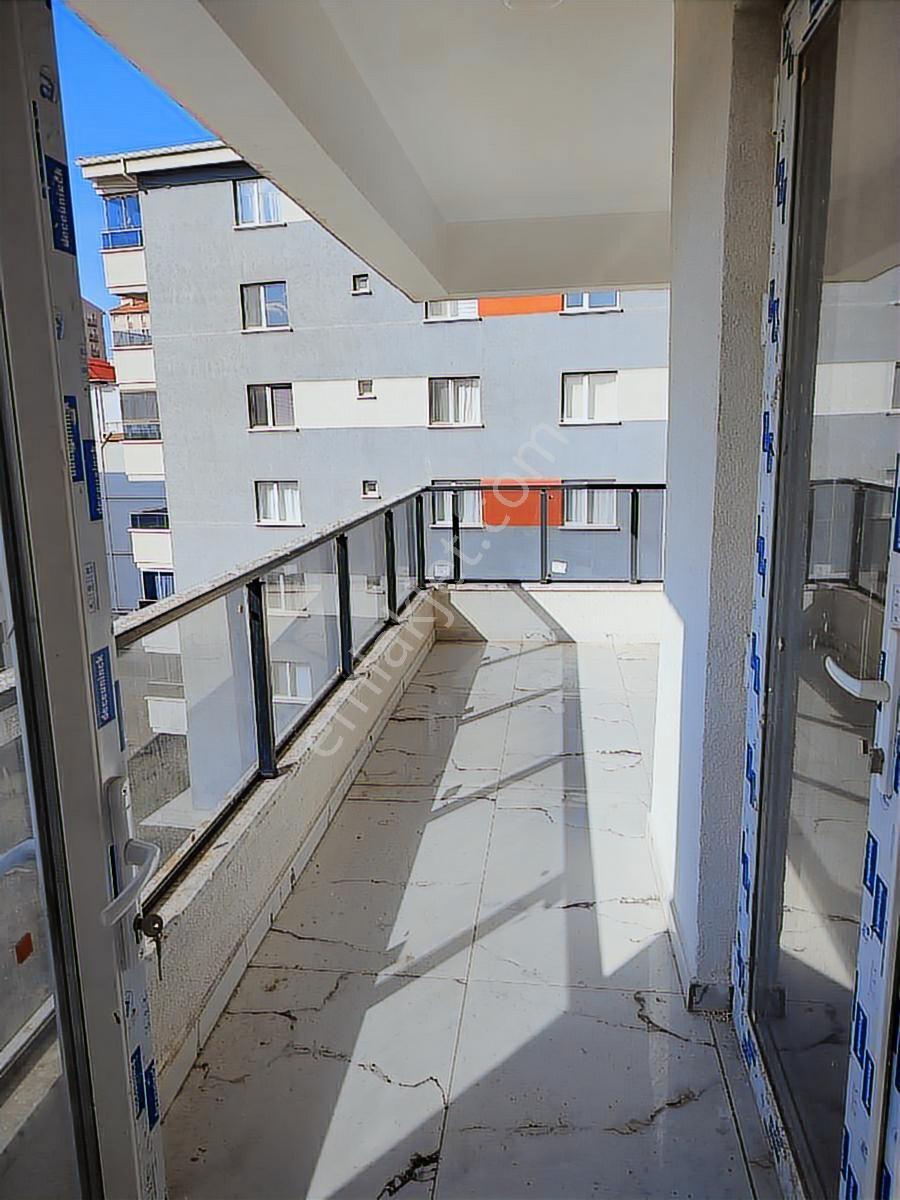 Bağımsız Geniş Mutfaklk Sıfır 2+1 Kiralık Daireler - Görsel 24